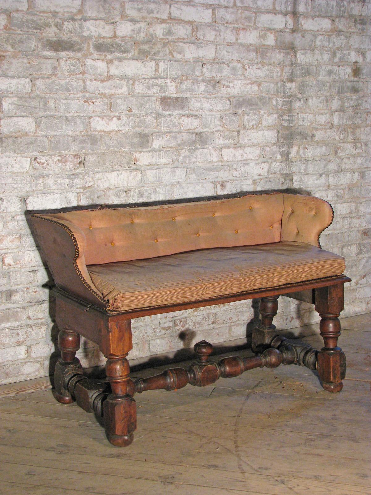 Italian 18th century Baroque Walnut Bench or Settee 1