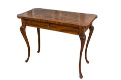Italian 18th Century Burl Walnut Veneer Top Side Table with Cabriole Legs