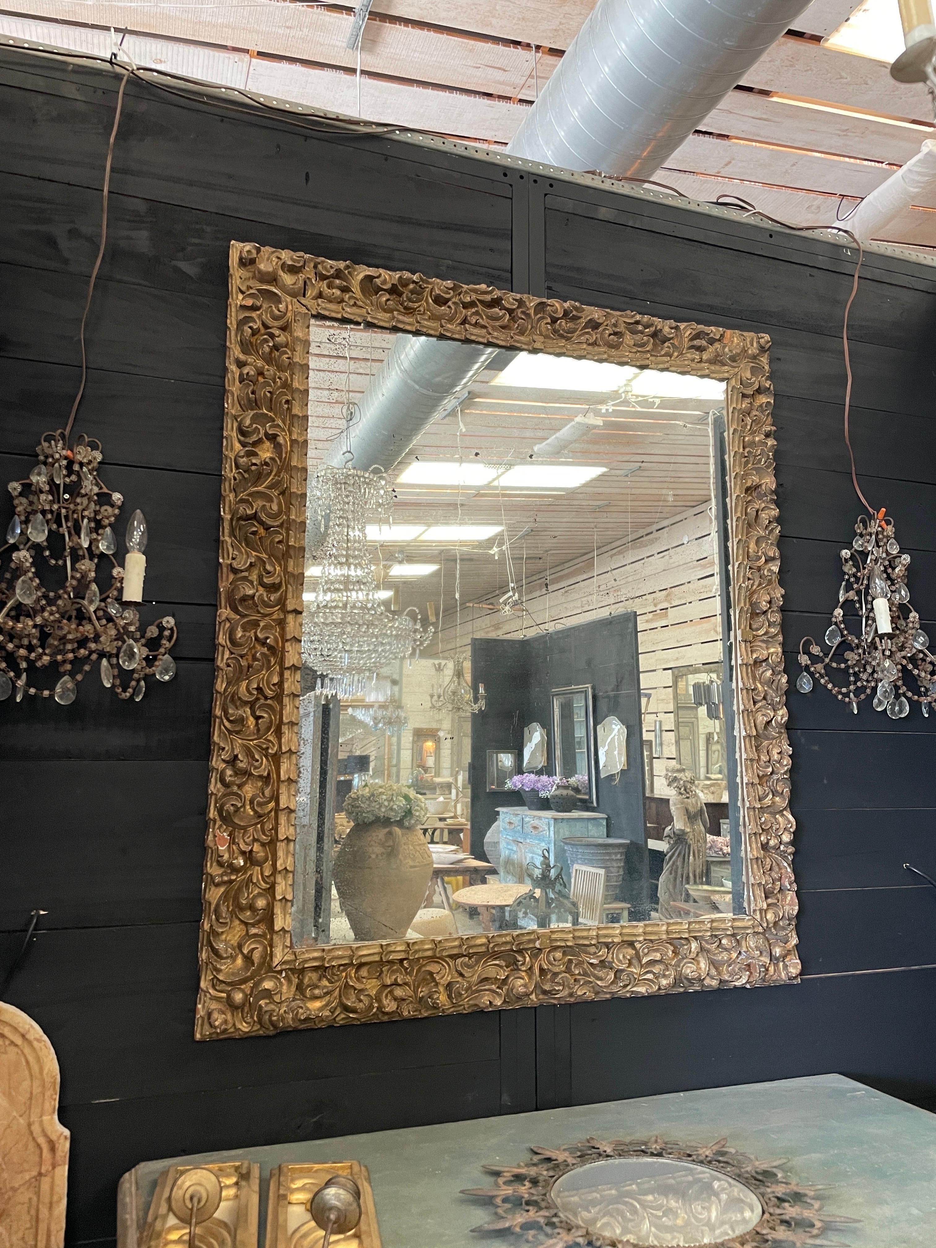 Italian 18th Century Carved Gilt Mirror Frame With 19th Century Glass For Sale 3