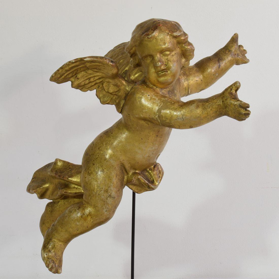 Italian 18th Century Carved Giltwood Baroque Angel 1