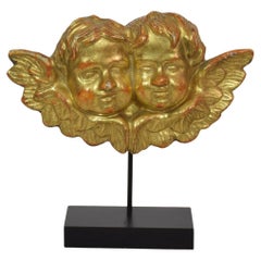 Italian 18th Century Carved Giltwood Baroque Winged Angel Heads