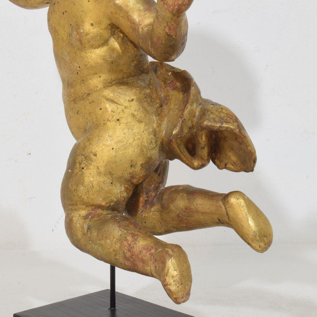 Angelo barocco in legno intagliato del XVIII secolo in vendita 2