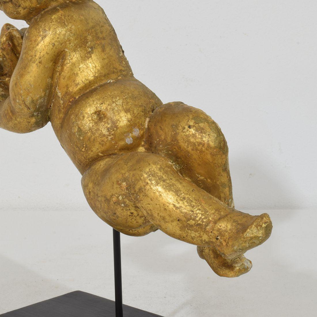Angelo barocco in legno intagliato del XVIII secolo in vendita 4