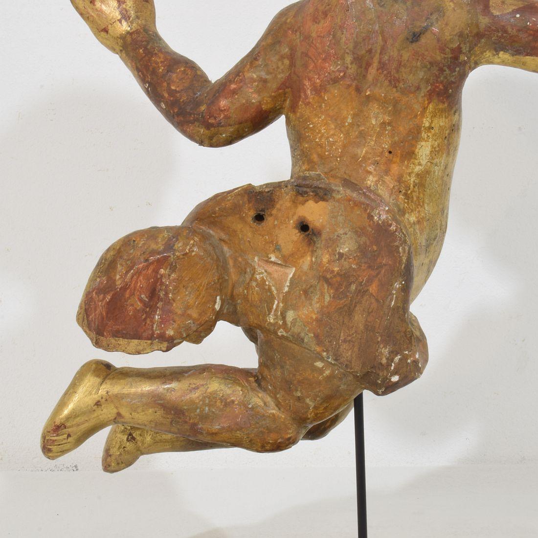 Angelo barocco in legno intagliato del XVIII secolo in vendita 6
