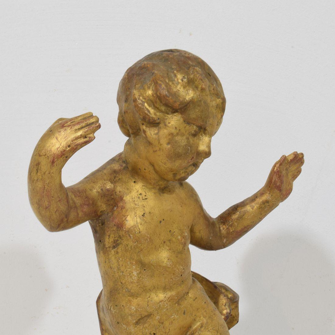 Angelo barocco in legno intagliato del XVIII secolo in vendita 1