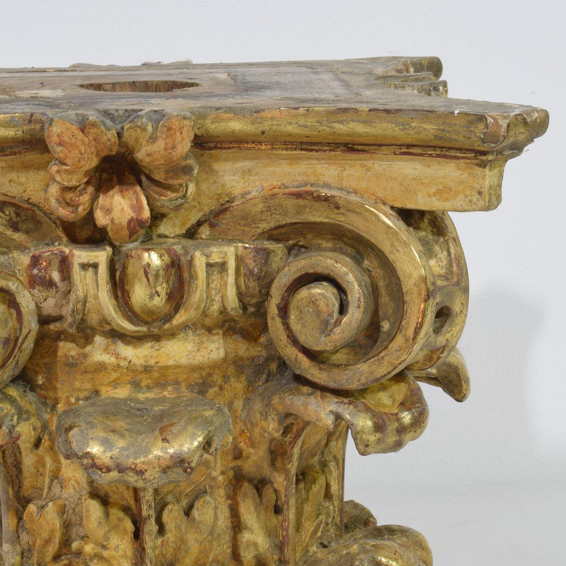 Italian, 18th Century, Carved Wooden Capital For Sale 3