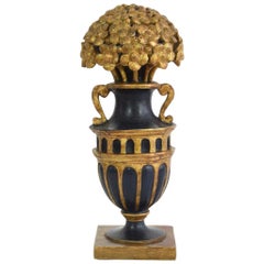 Italian 18th Century Carved Wooden Neoclassical Altar Vase