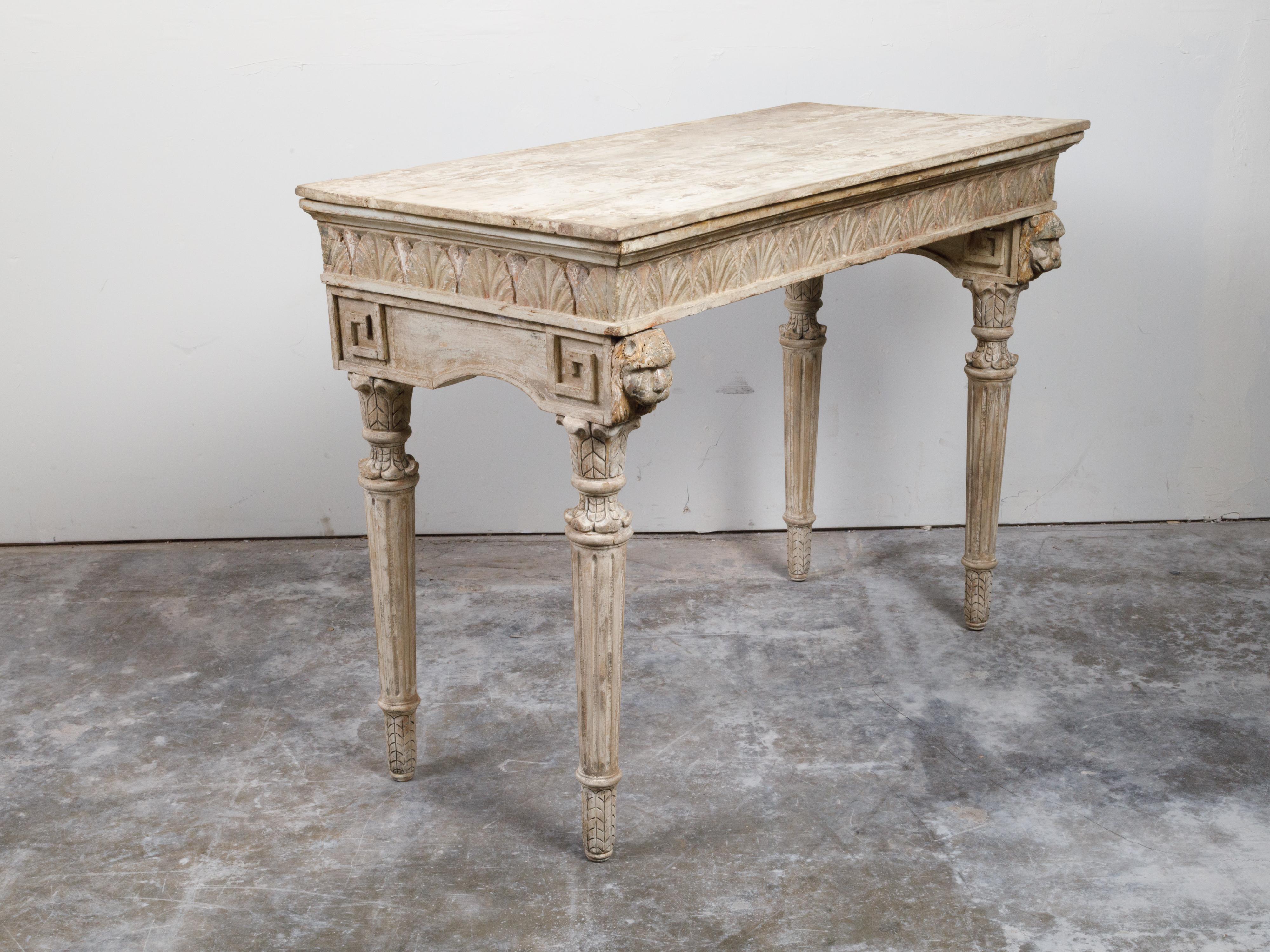 Italian 18th Century Console Table with Carved Lion Heads and Papyrus Capitals For Sale 3