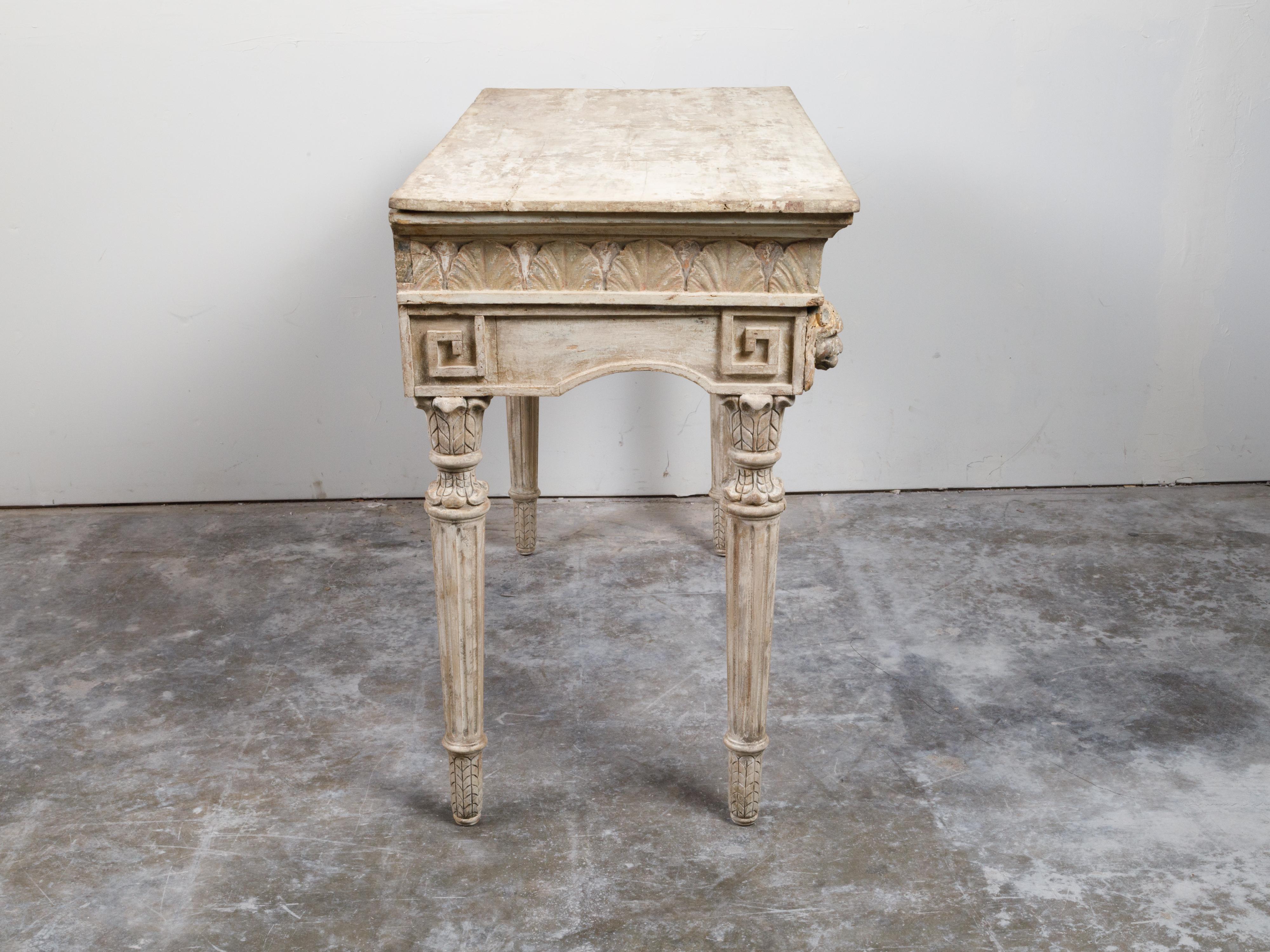 Italian 18th Century Console Table with Carved Lion Heads and Papyrus Capitals For Sale 4