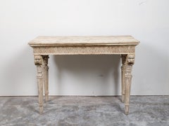 Italian 18th Century Console Table with Carved Lion Heads and Papyrus Capitals