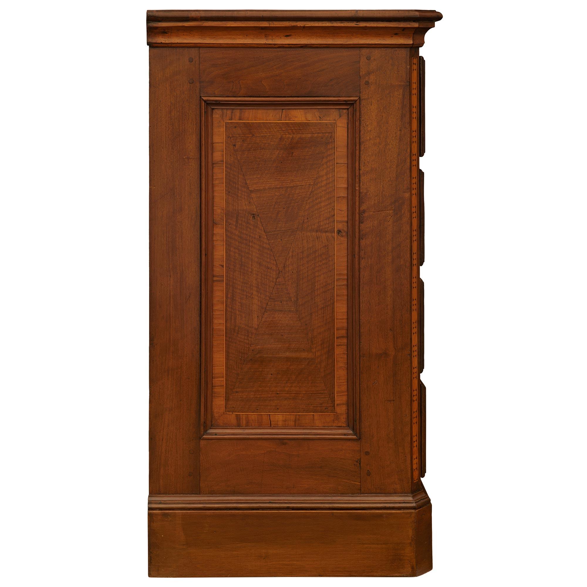 18th Century and Earlier Italian 18th Century Country Four-Drawer Pine and Walnut Chest For Sale