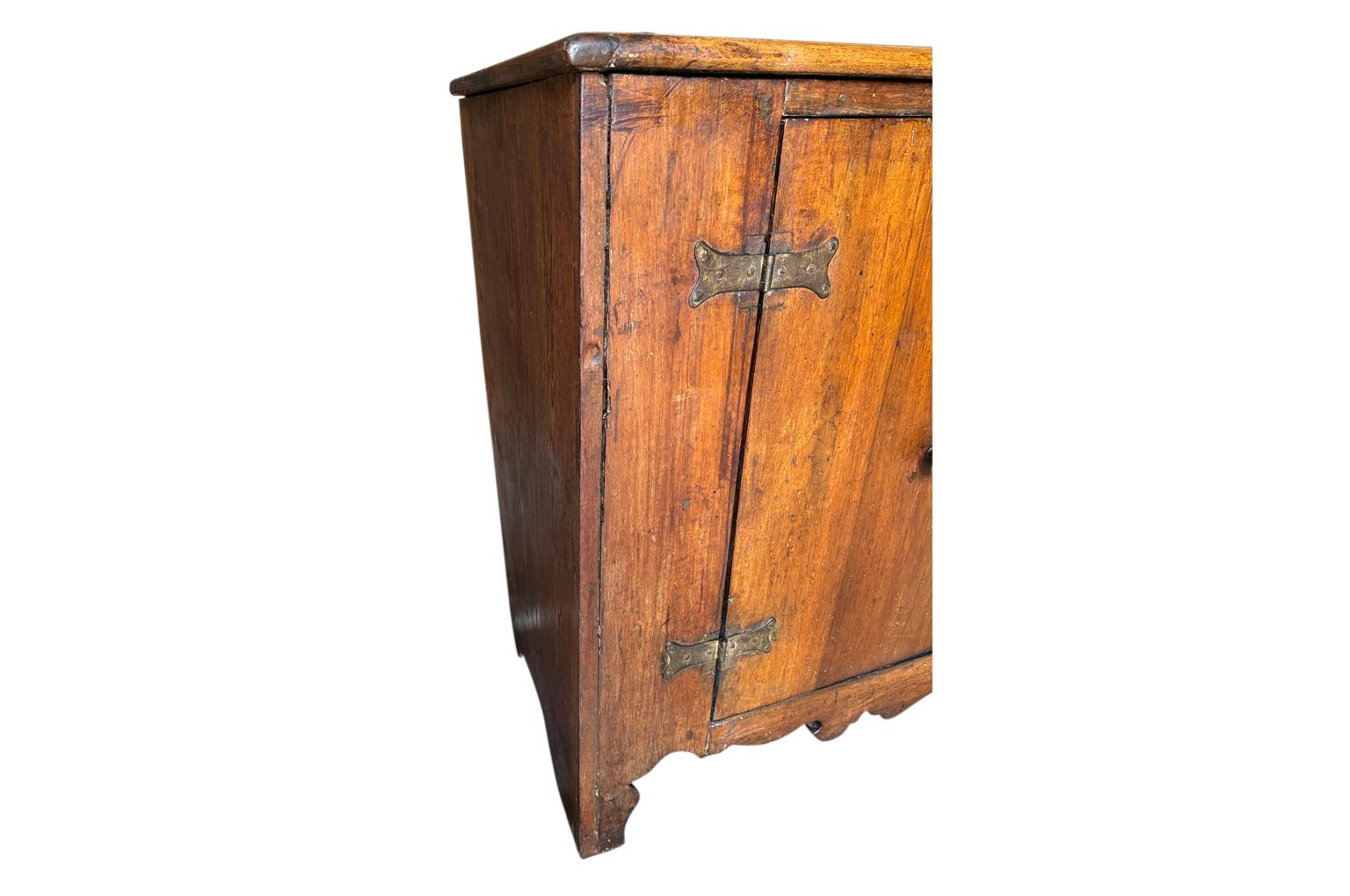 Italian 18th Century Credenza For Sale 1