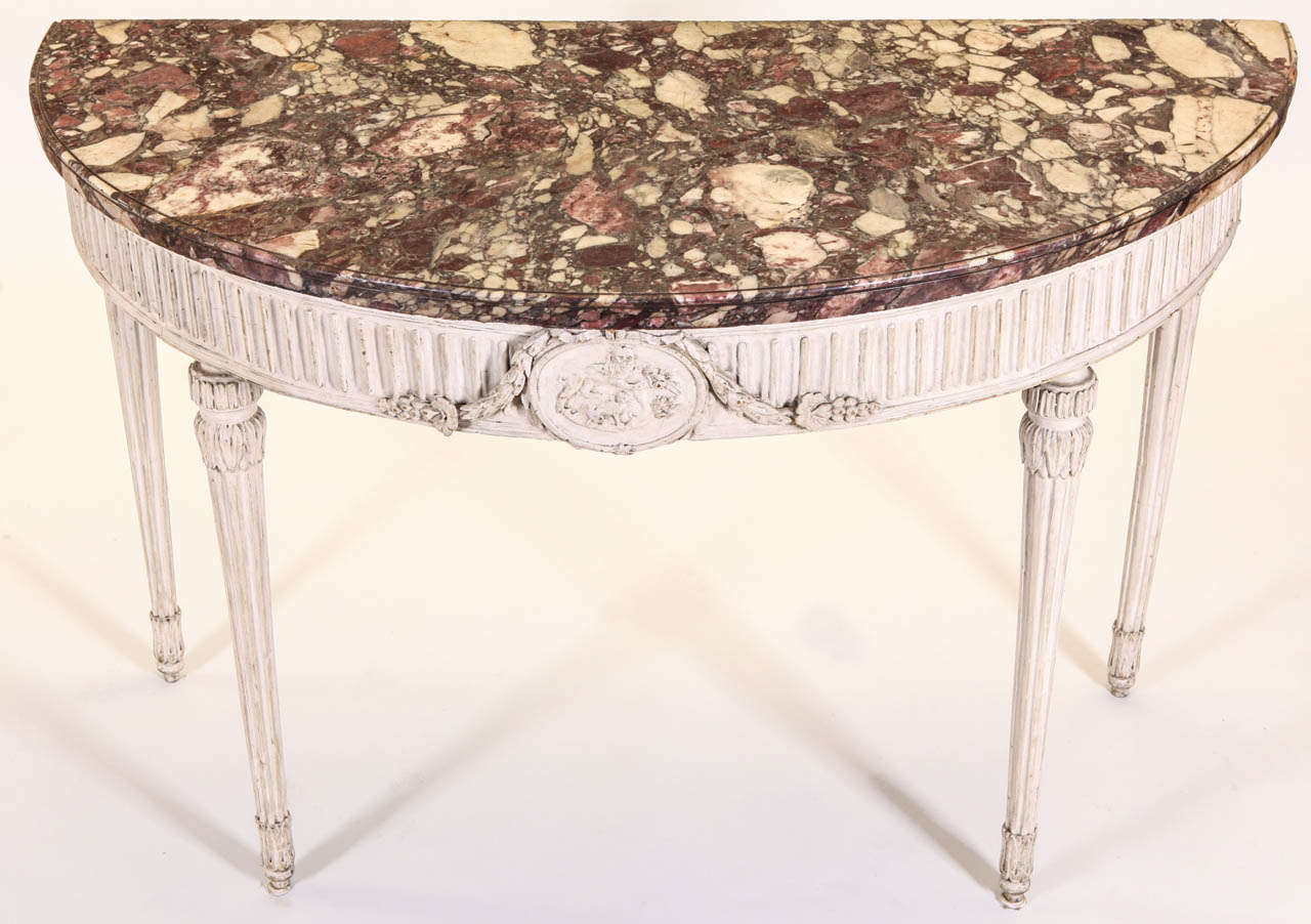 Italian 18th Century Demilune Ivory Painted Console Table Louis XVI Period In Good Condition For Sale In Rome, IT