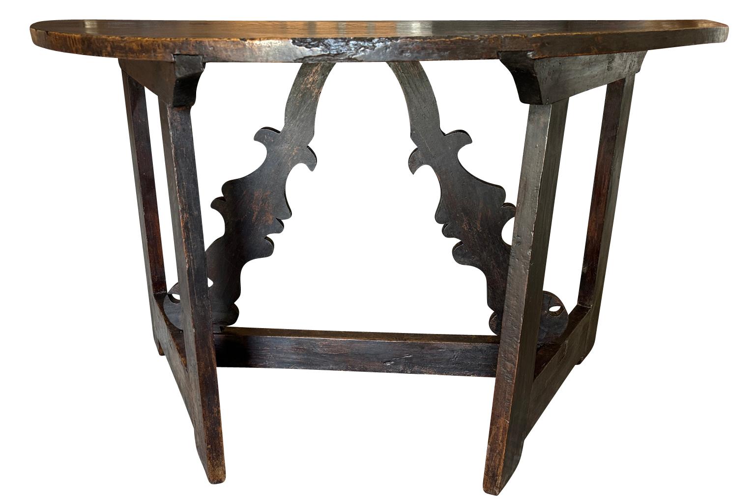 XVIIIe siècle Table console Demo Lune italienne du 18ème siècle en vente