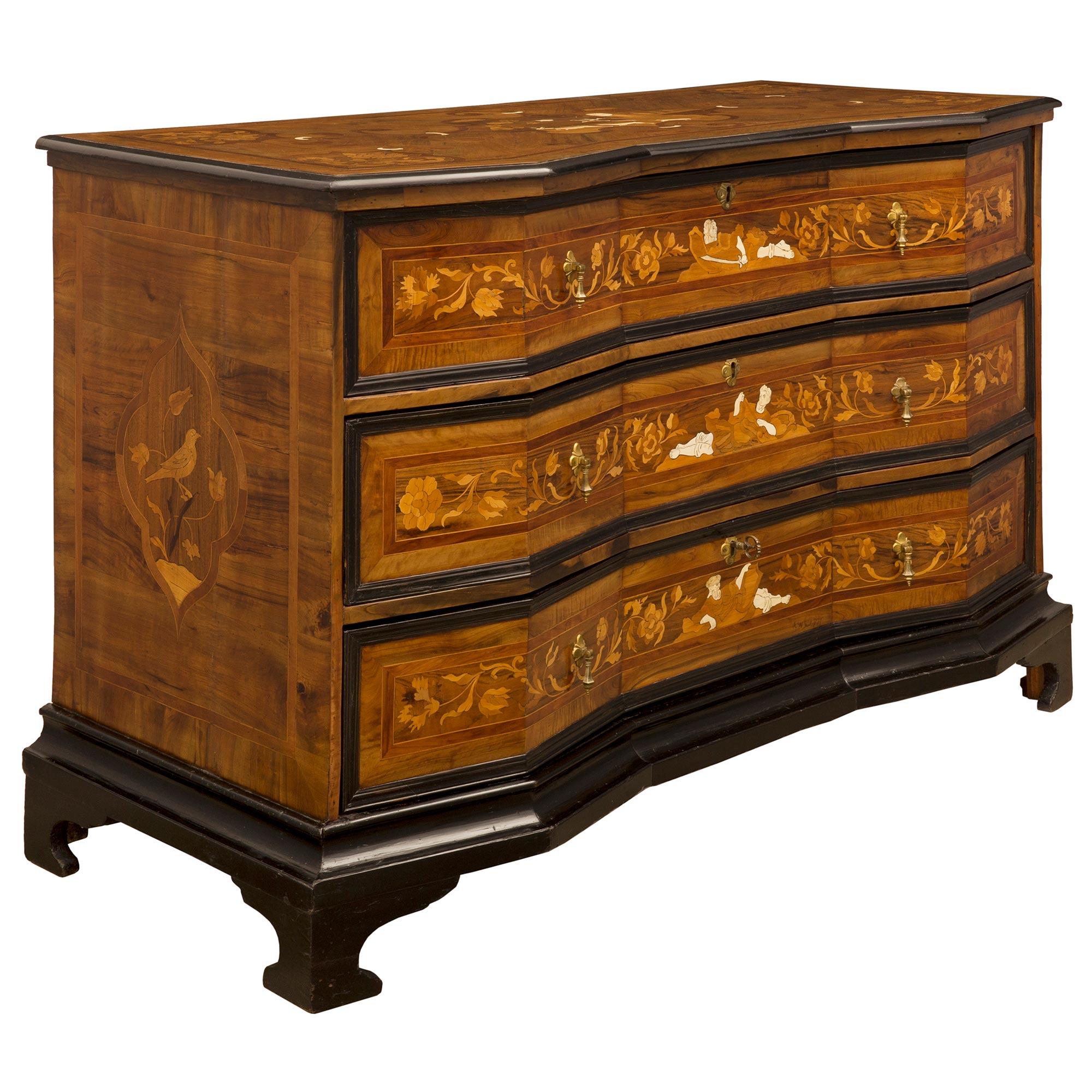 Italian 18th Century Ebony and Walnut Lomabardi Commode In Good Condition For Sale In West Palm Beach, FL