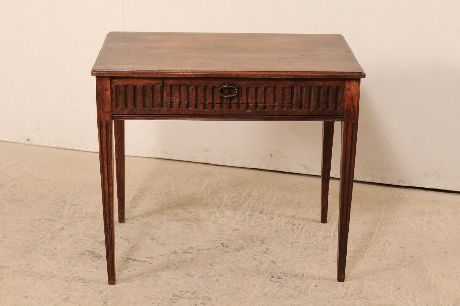 Carved Italian 18th Century Fluted Wood Single Drawer Occasional Table