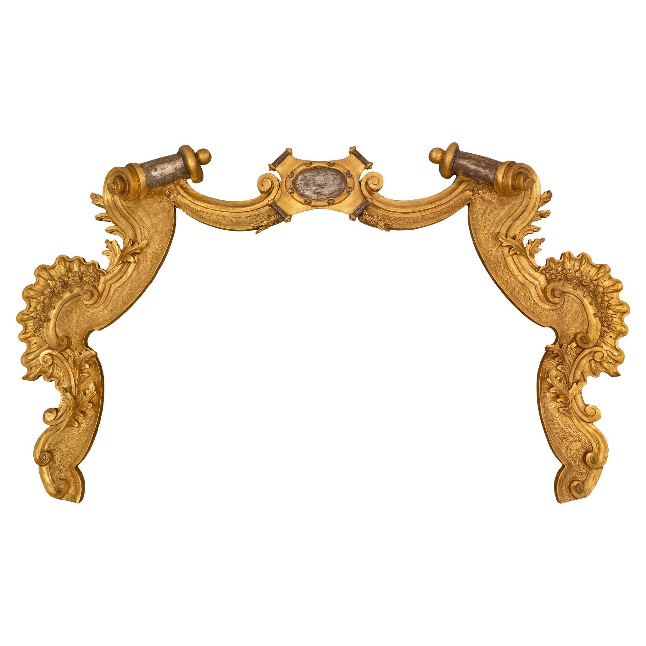 Italian 18th Century Giltwood and Mecca Architectural Element For Sale