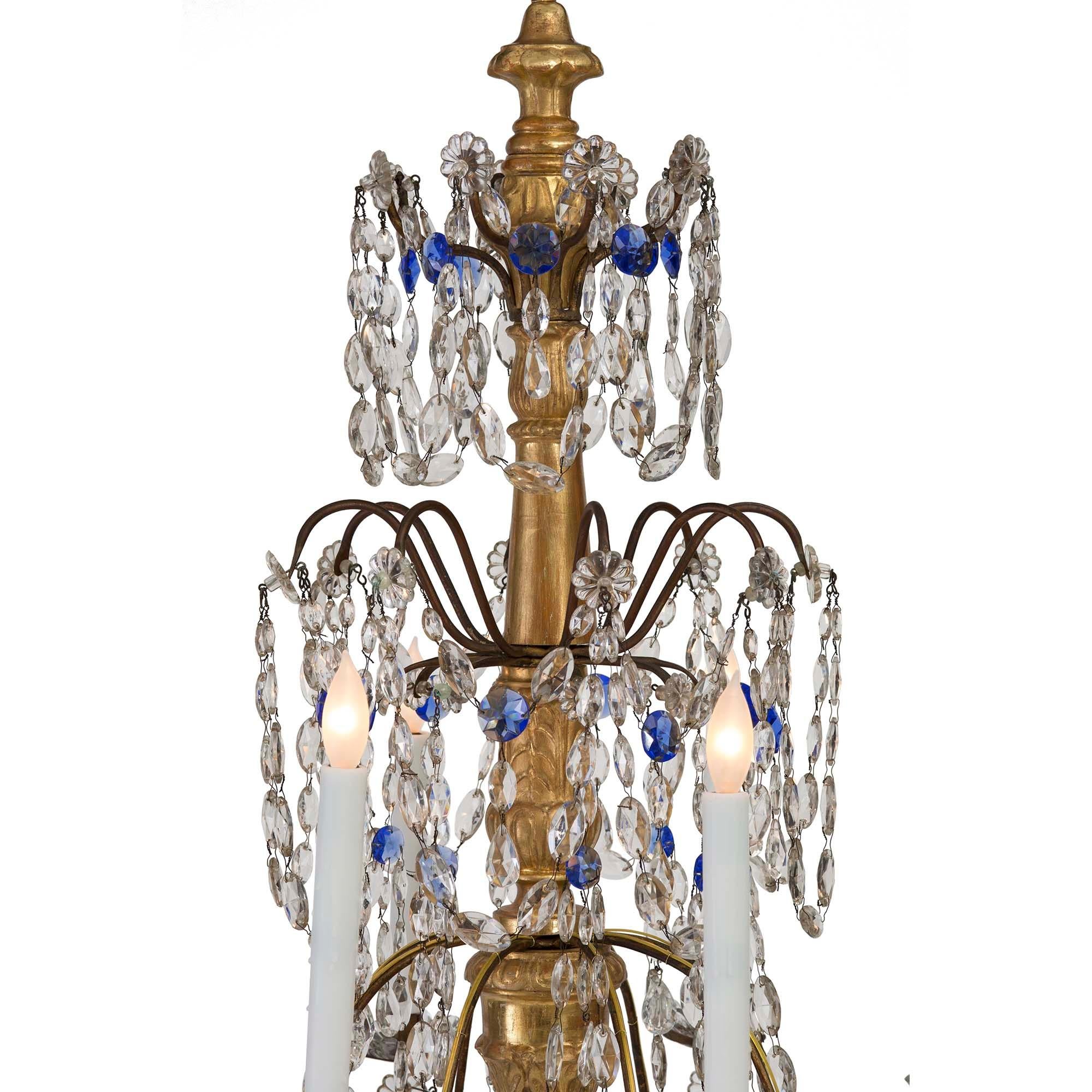  Italian 18th Century Giltwood, Gilt Metal and Glass Eight-Light Chandelier In Good Condition In West Palm Beach, FL