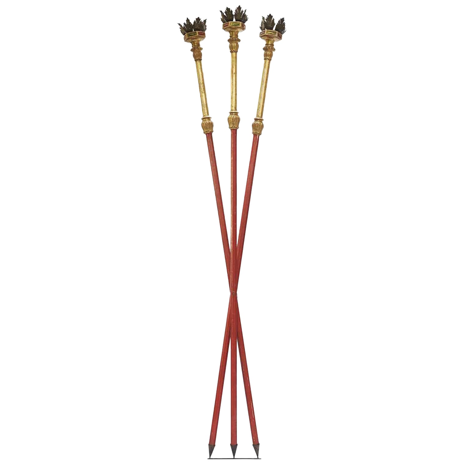 Italian 18th Century Giltwood Pricket Sconce from Red Tall Processional Torches in vendita