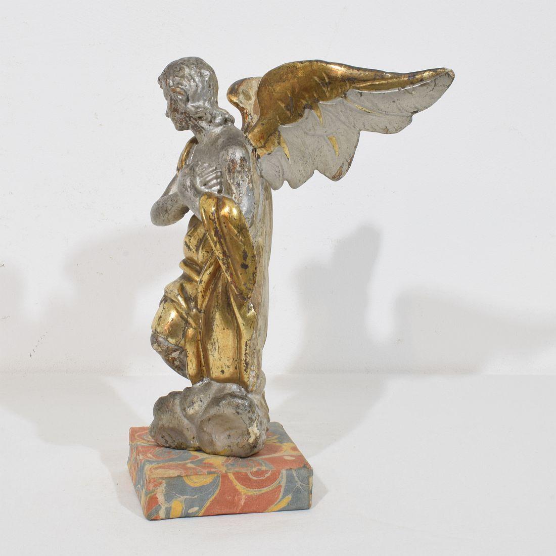 18th Century and Earlier Italian 18th Century Hand Carved  Baroque Winged Angel For Sale