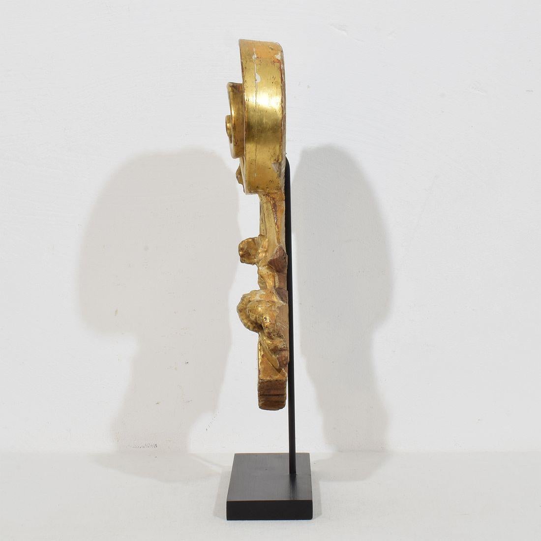 Siglo XVIII italiano  Adorno Barroco Rizado de Madera de Giltwood Tallado a Mano siglo XVIII y antes en venta
