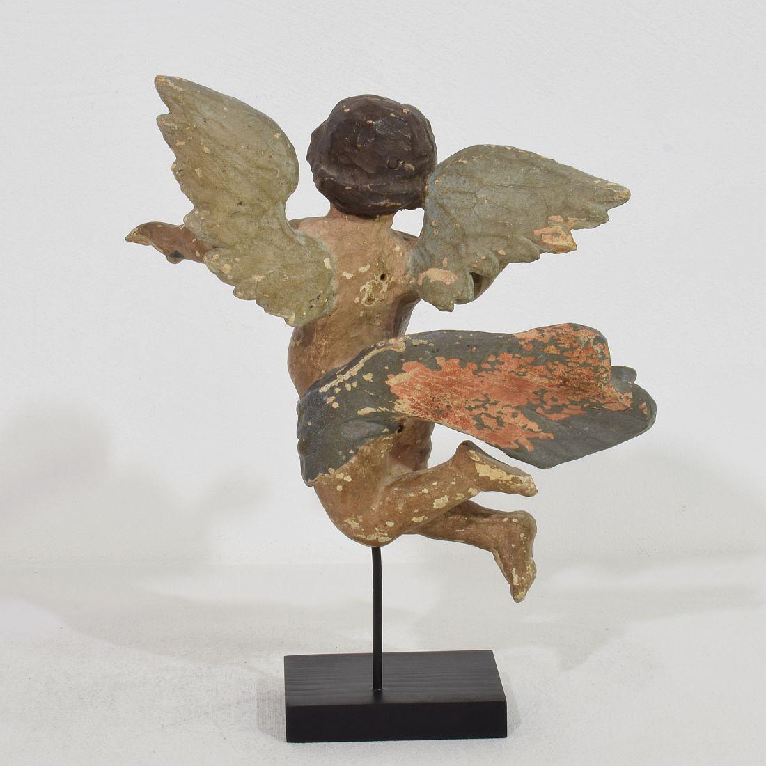 Italian 18th Century Hand Carved Wooden Baroque Angel For Sale at 1stDibs