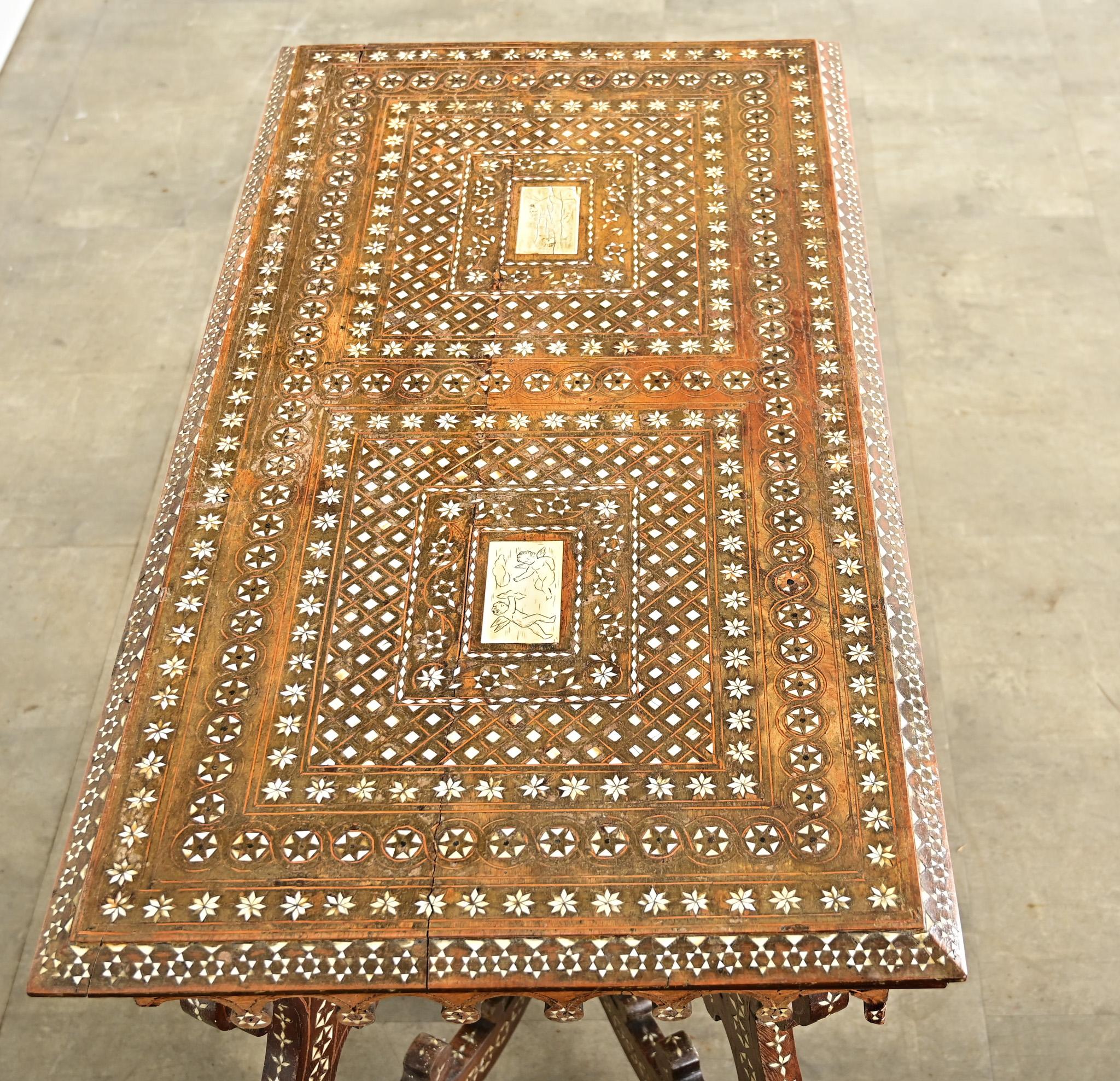 Italian 18th Century Inlay Console Table For Sale 6