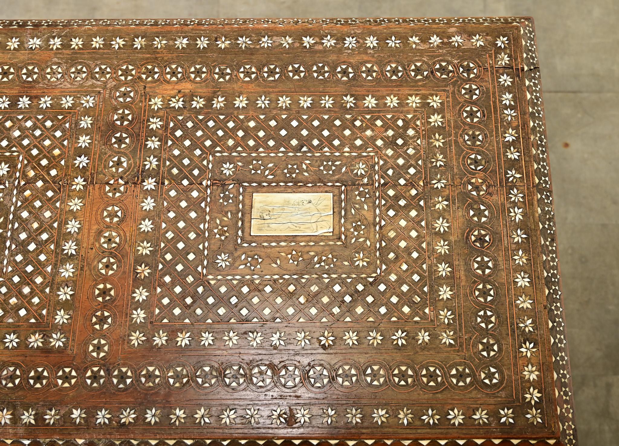 Bone Italian 18th Century Inlay Console Table For Sale