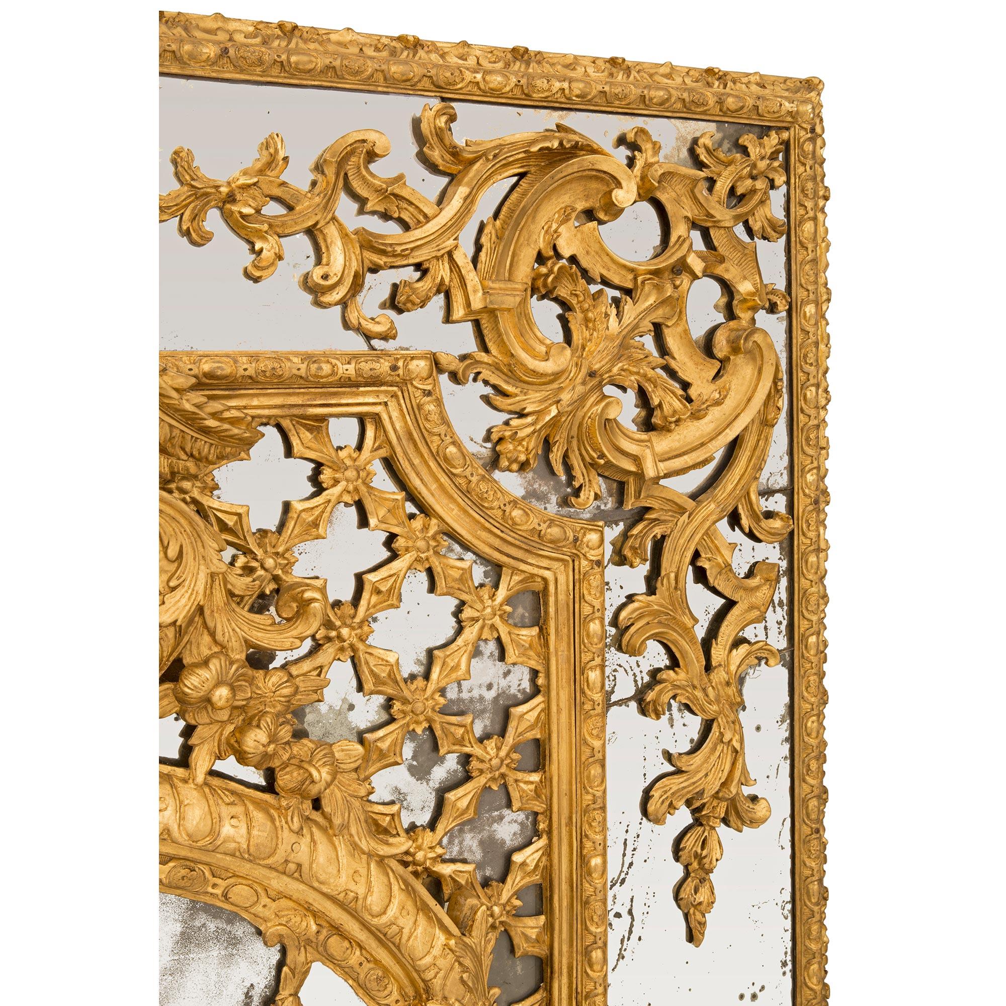 Miroir italien d'époque Louis XIV du 17ème siècle à double cadre en bois doré en vente 1