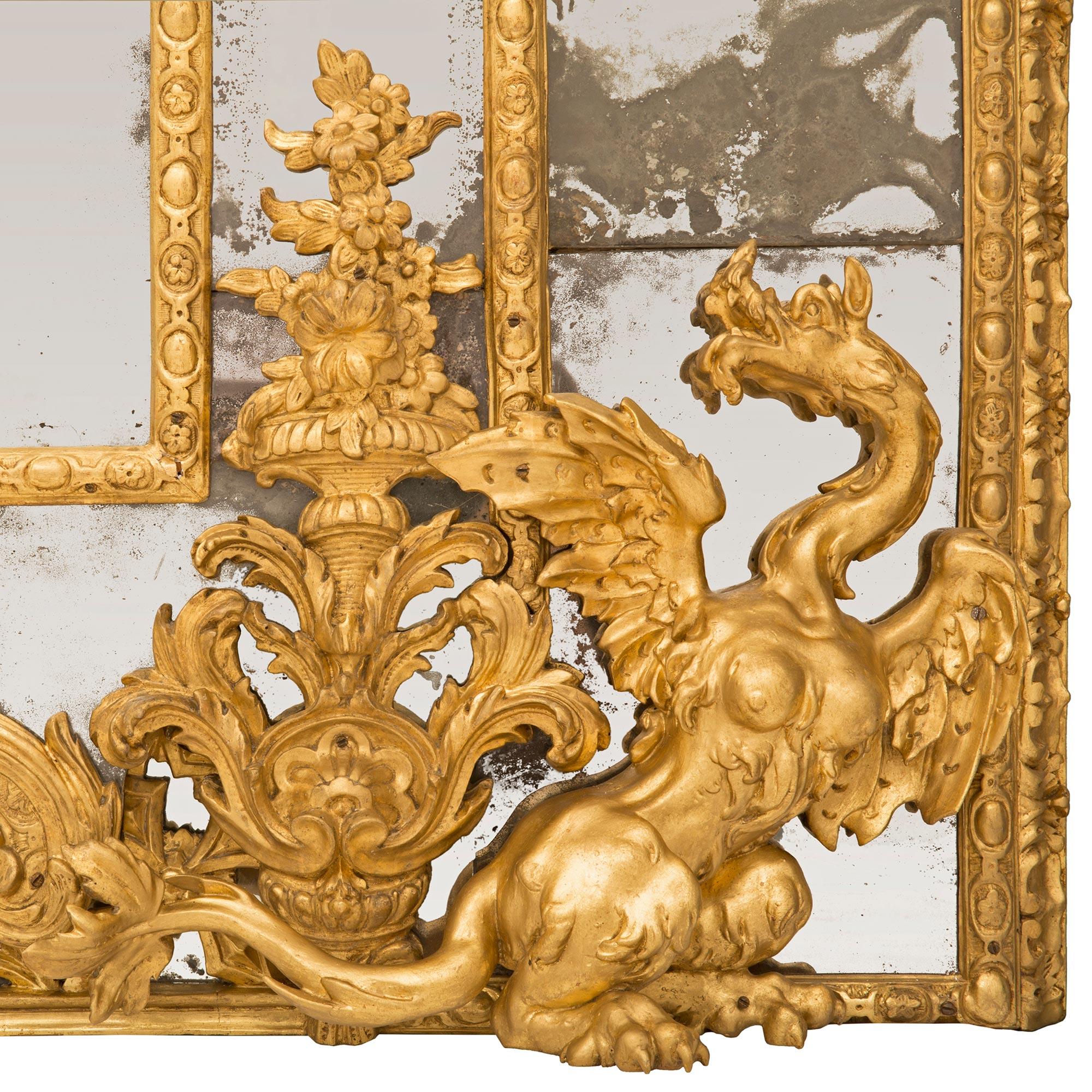 Italian 17th Century Louis XIV Period Double Framed Giltwood Mirror For Sale 4