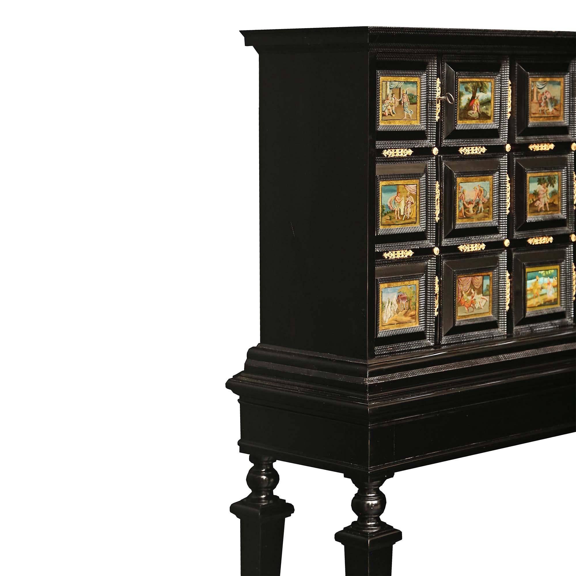 Italian 18th Century Louis XIV Period Ebony and Reverse Painted Glass Cabinet For Sale 1