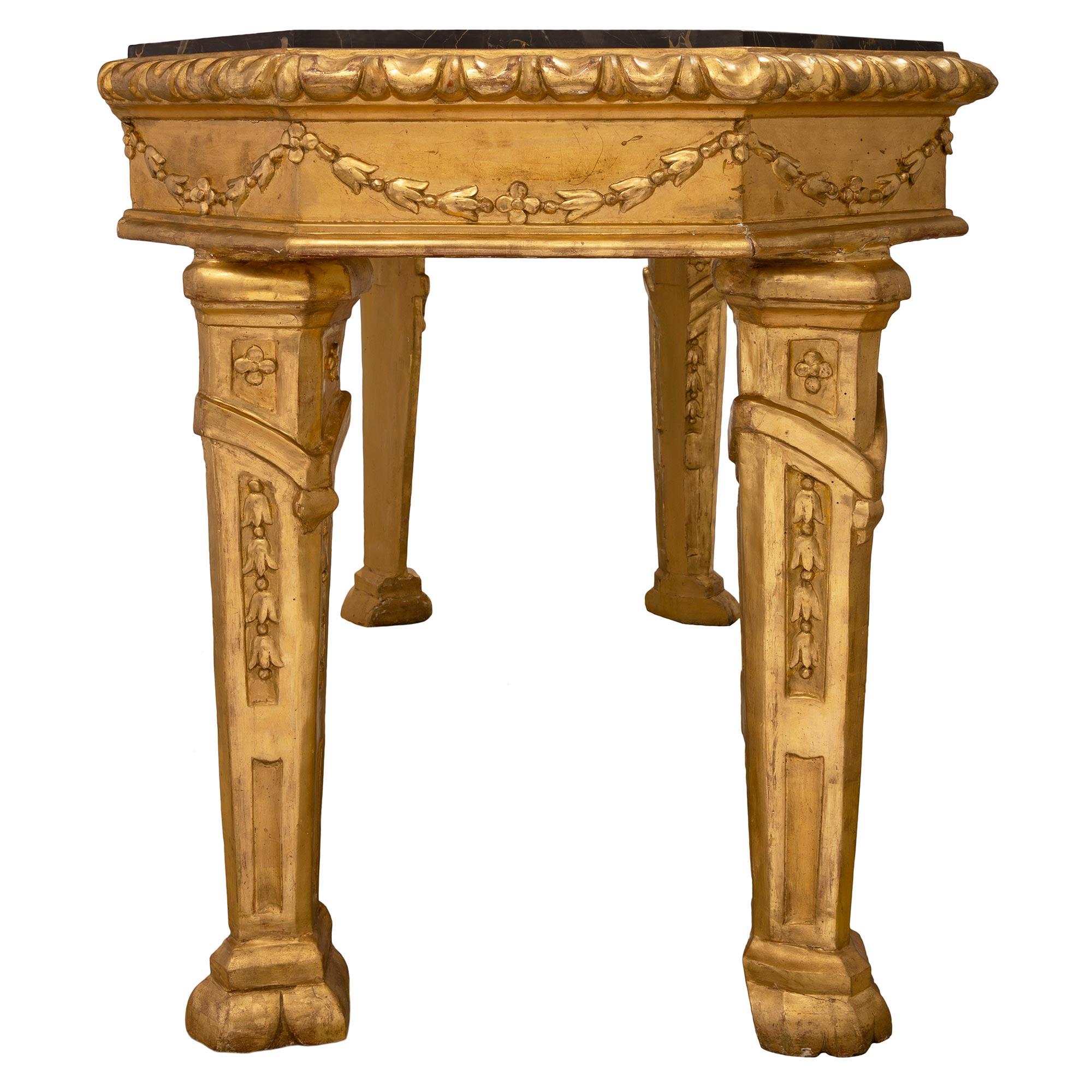 Italian 18th Century Louis XIV Period Giltwood and Marble Roman Console In Good Condition For Sale In West Palm Beach, FL