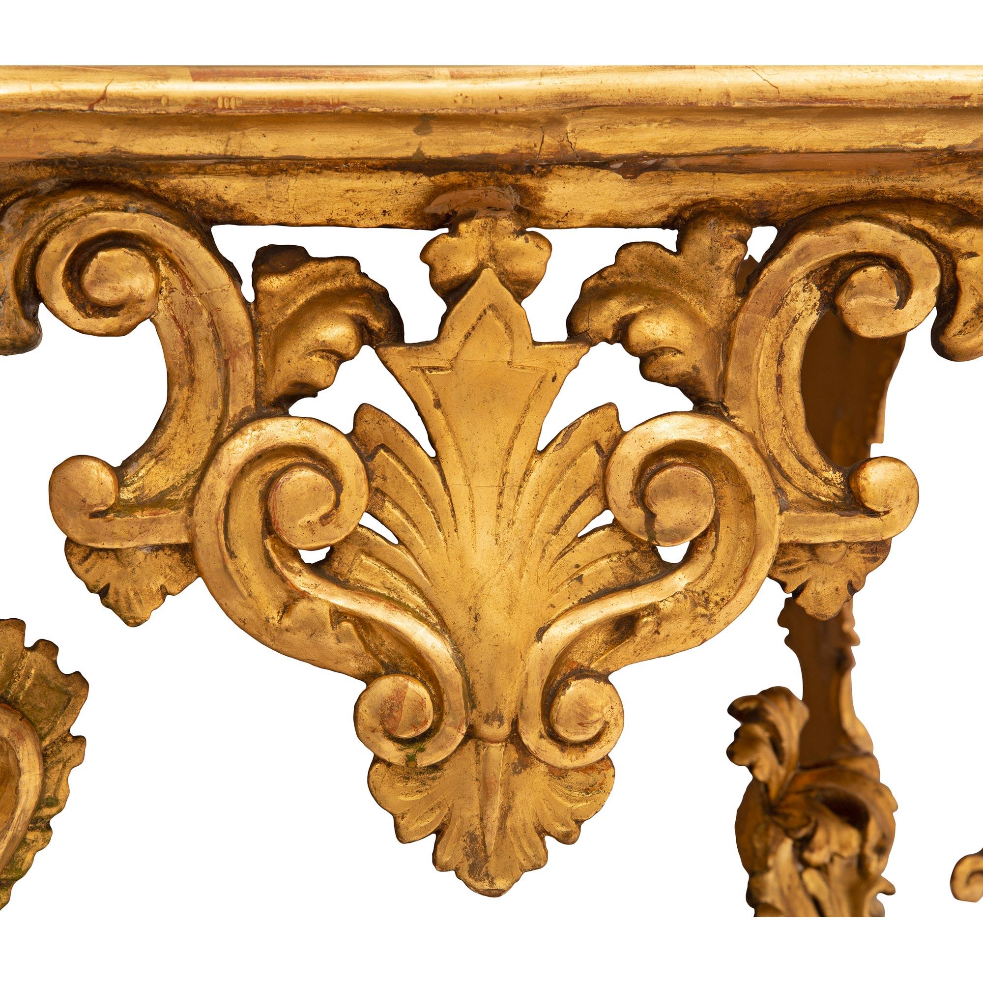 Italian 18th Century Louis XIV Period Giltwood and Patinated Wood Lombardi Conso For Sale 2