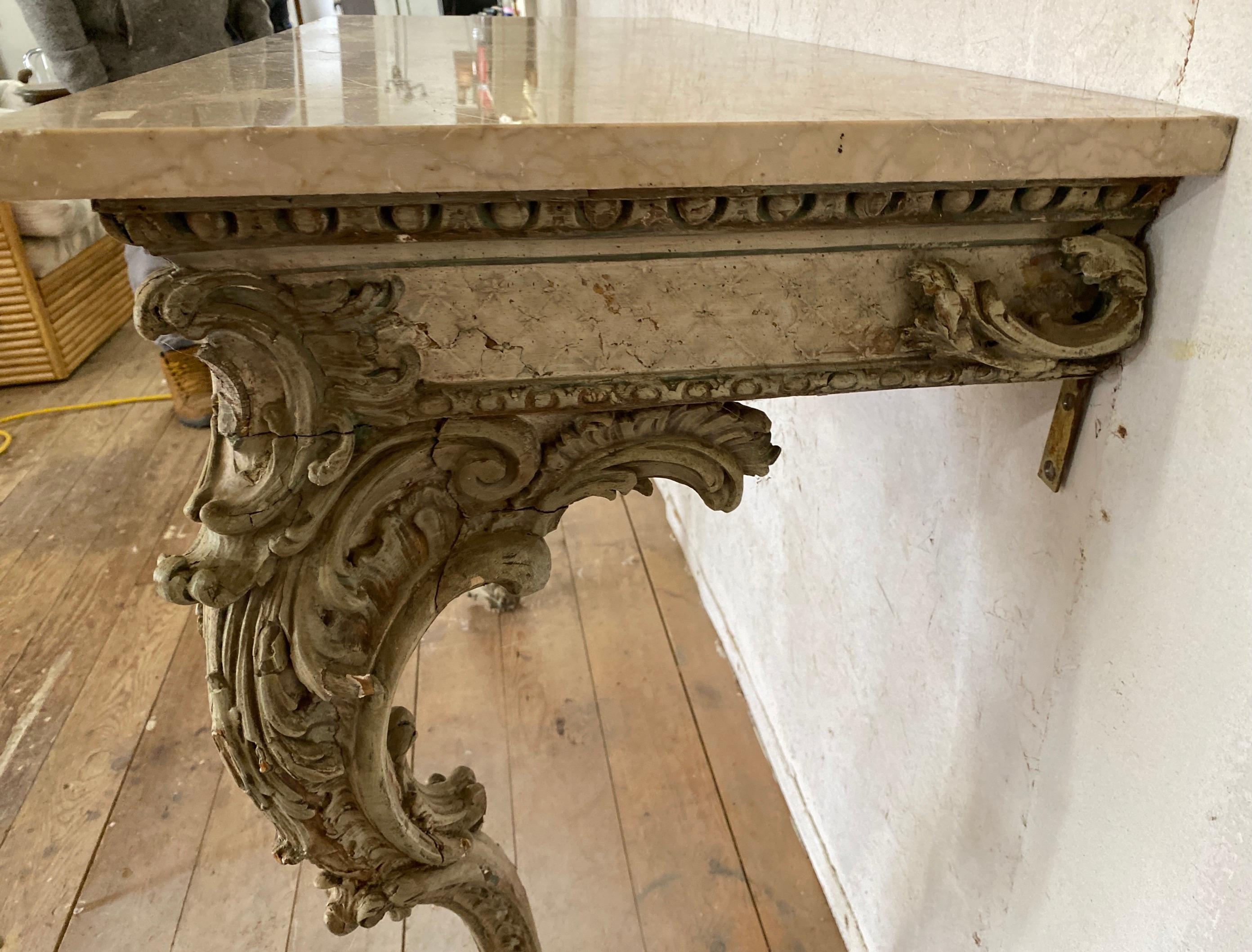 Italian 18th Century Louis XV Giltwood and Marble Console Table For Sale 5