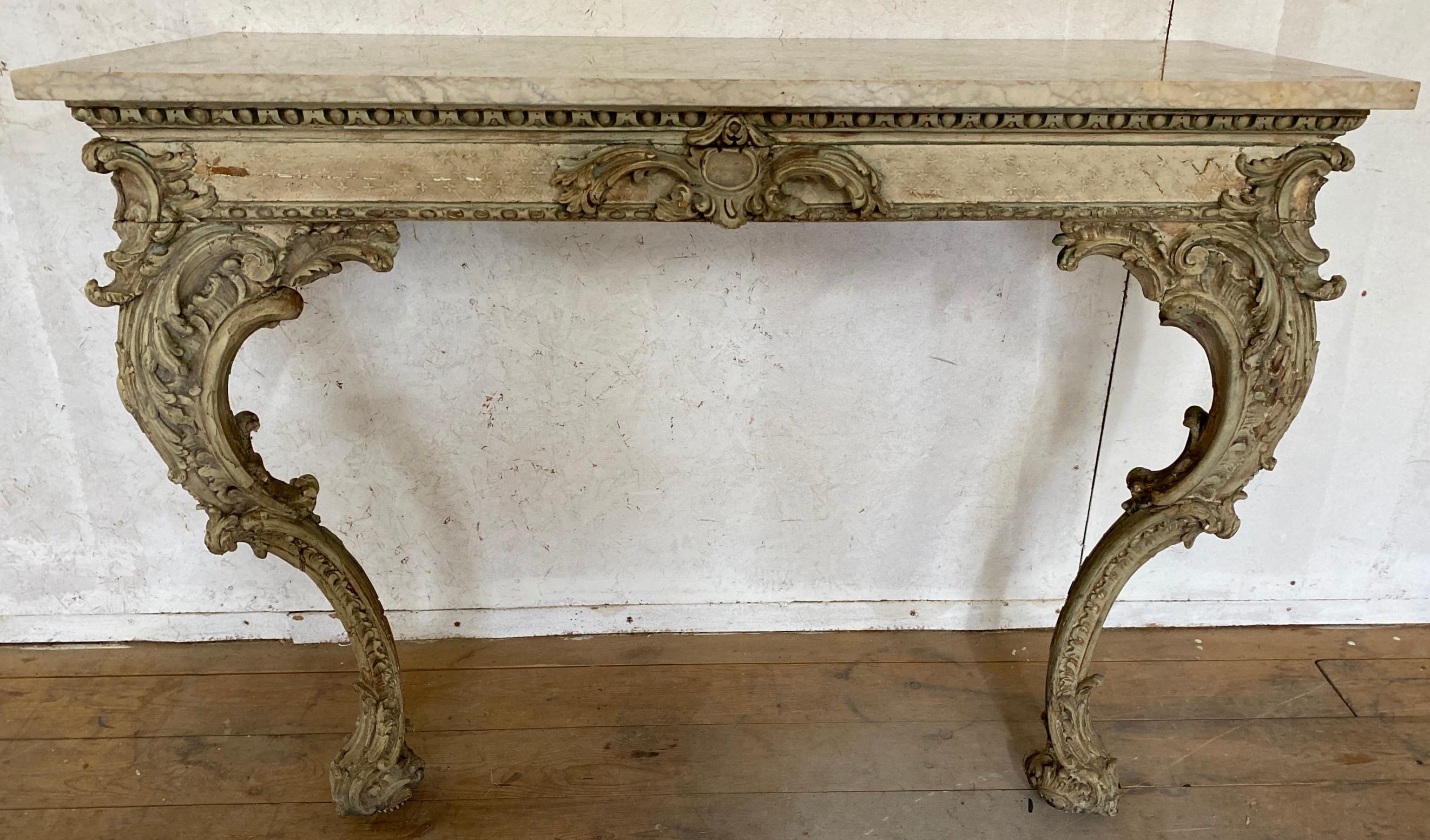 Italian 18th Century Louis XV Giltwood and Marble Console Table For Sale 9