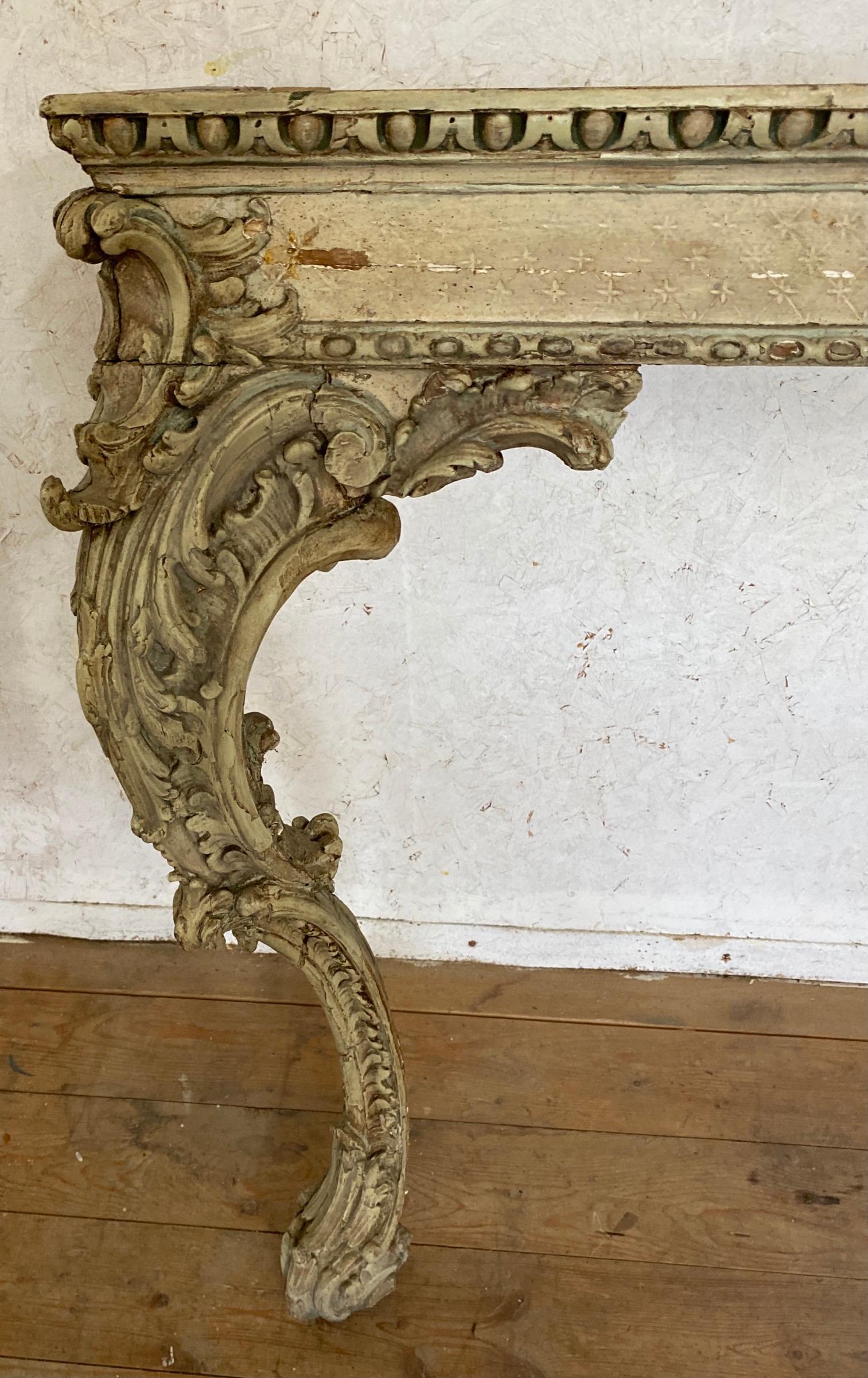 Italian 18th Century Louis XV Giltwood and Marble Console Table For Sale 13