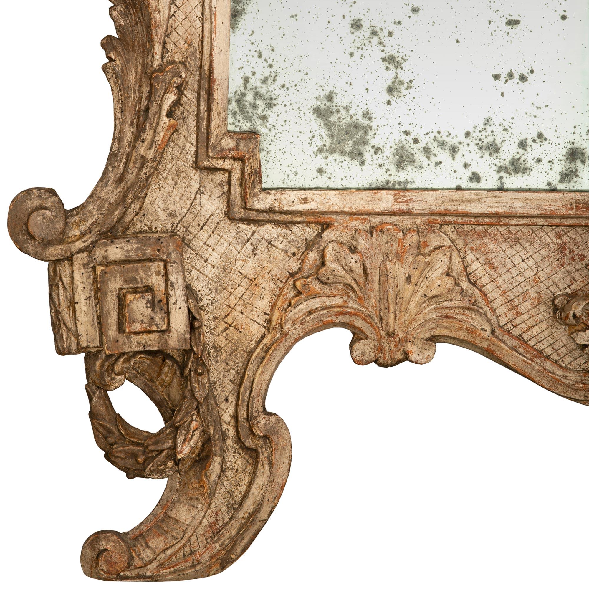 Italian 18th Century Louis XV Period Carved Mecca Mirror For Sale 2
