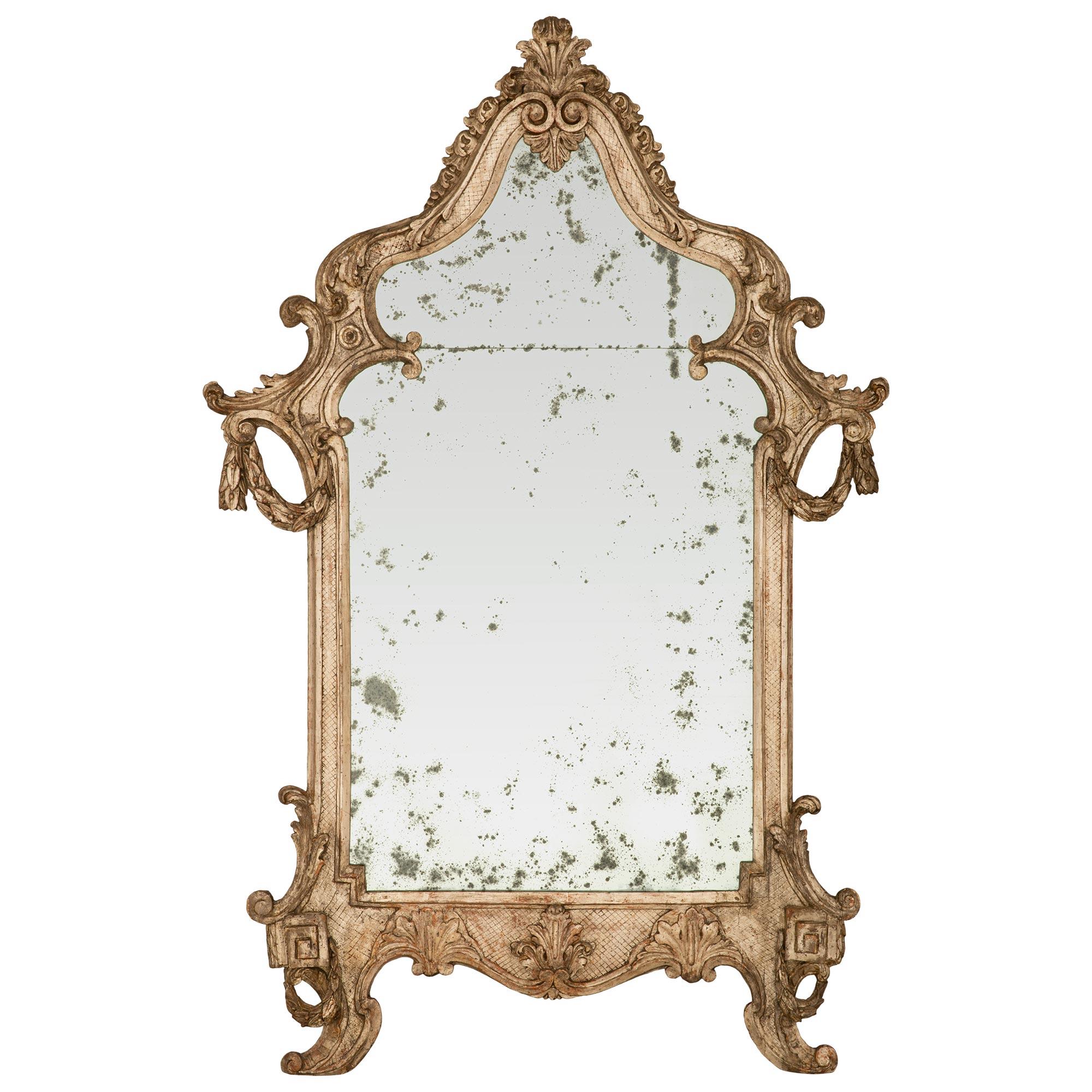 Italian 18th Century Louis XV Period Carved Mecca Mirror For Sale 4