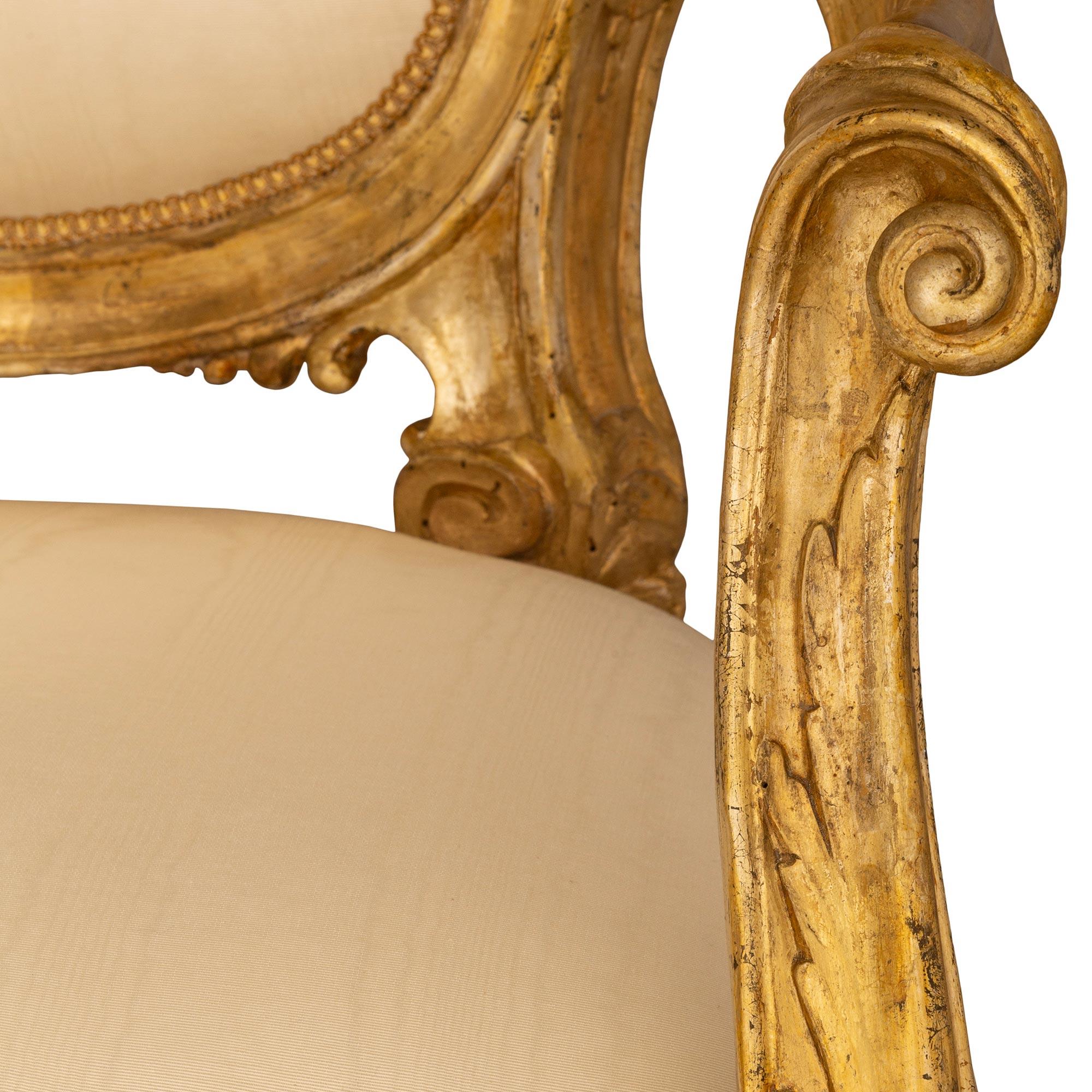 Fauteuil italien Louis XV St. Mecca du 18ème siècle, de Naples en vente 2