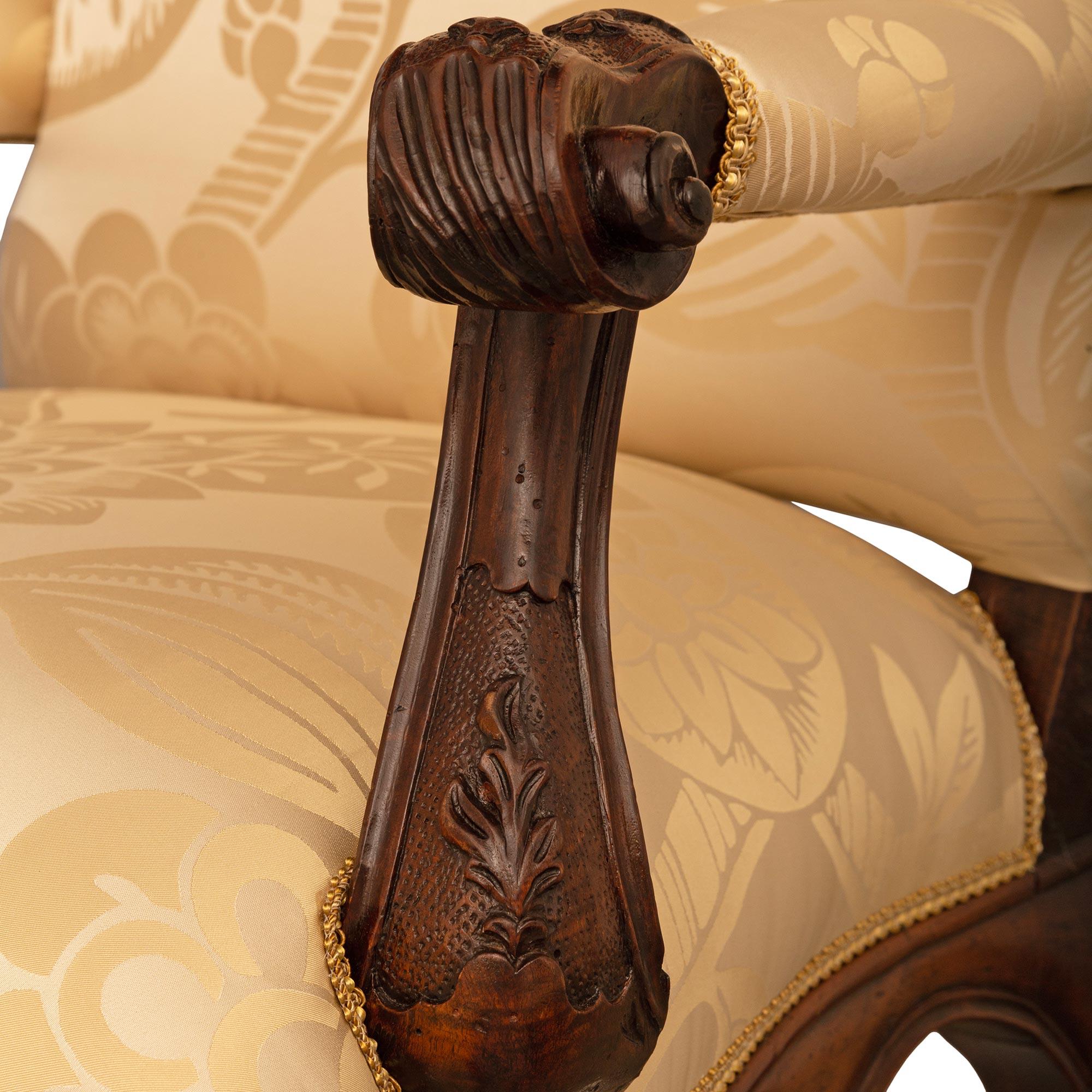 Set of four Italian 18th century Louis XV st. Walnut armchairs. For Sale 2