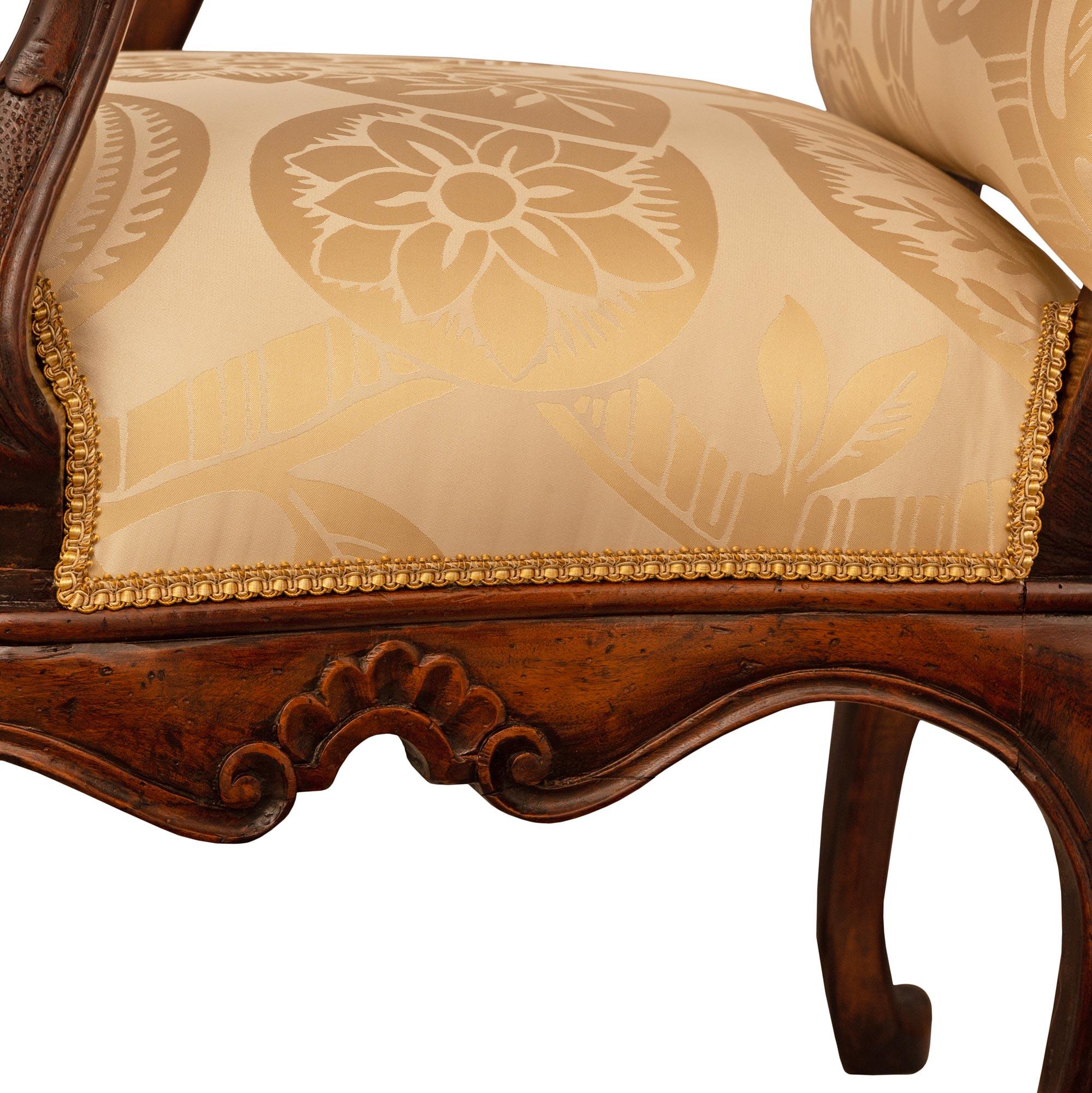 Set of four Italian 18th century Louis XV st. Walnut armchairs. For Sale 3