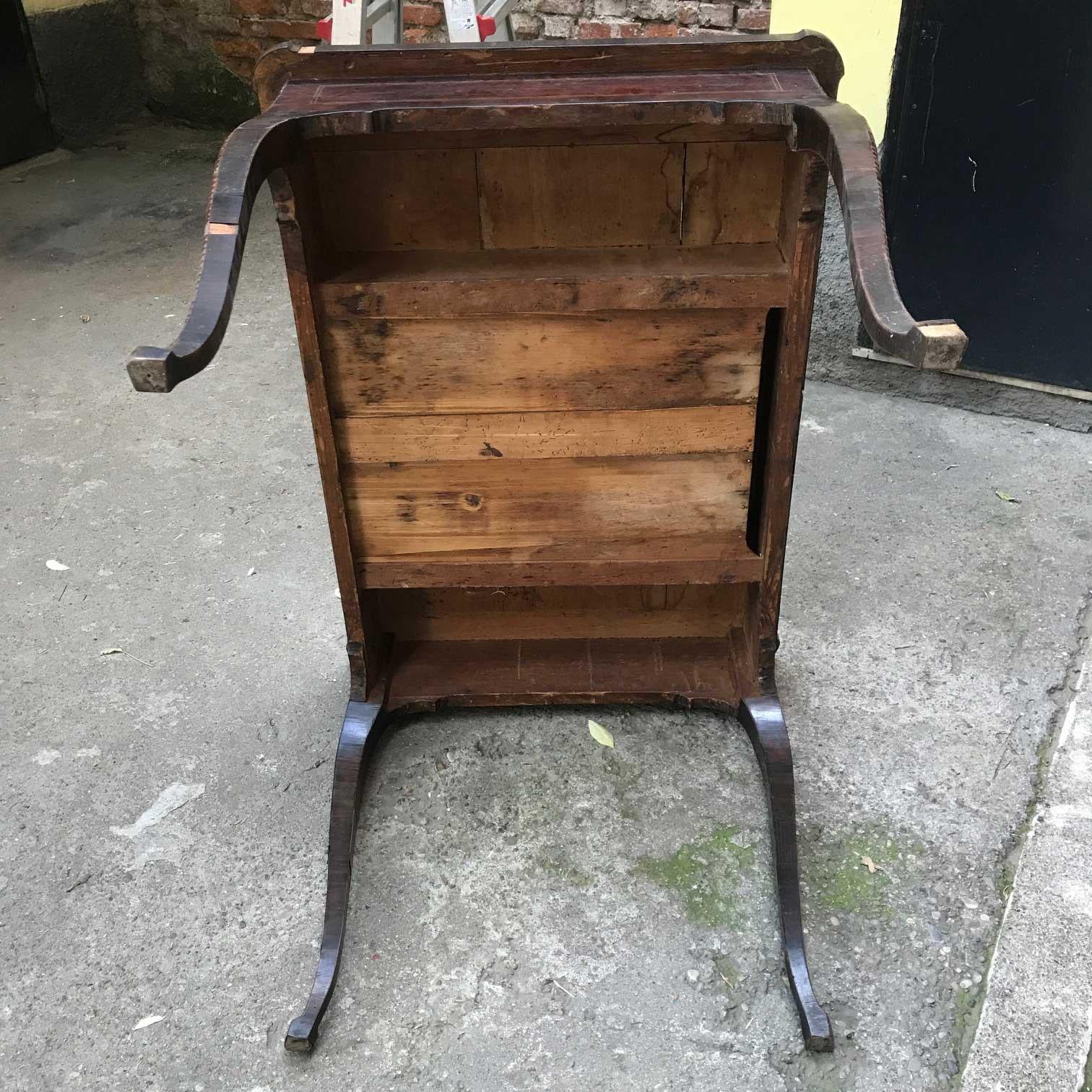 18th Century Italian Louis XV Writing Table Inlaid Rosewood Center Desk For Sale 9