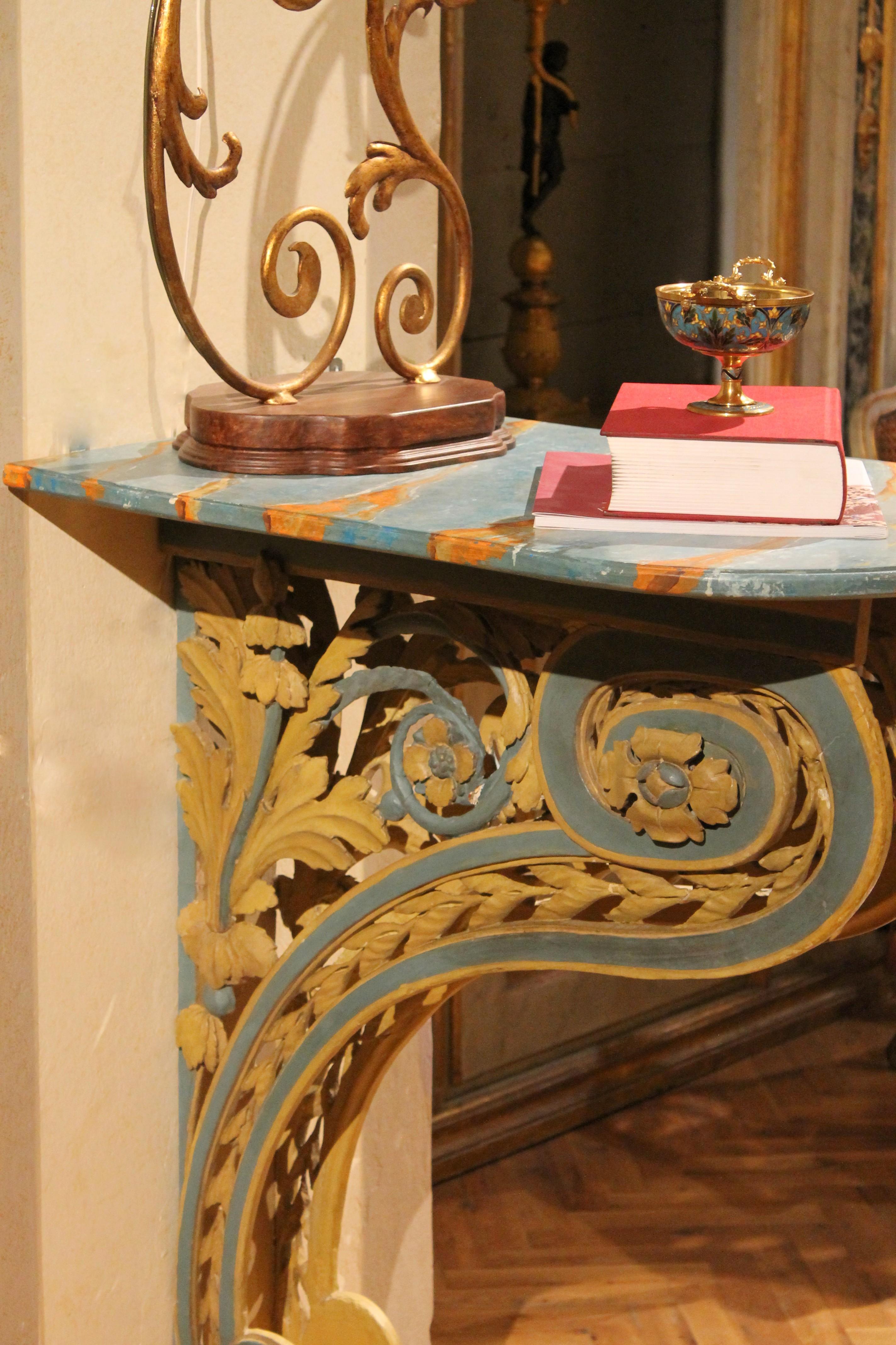 Italian 18th Century Louis XVI Carved and Lacquer Wall Mounted Console Tables For Sale 8