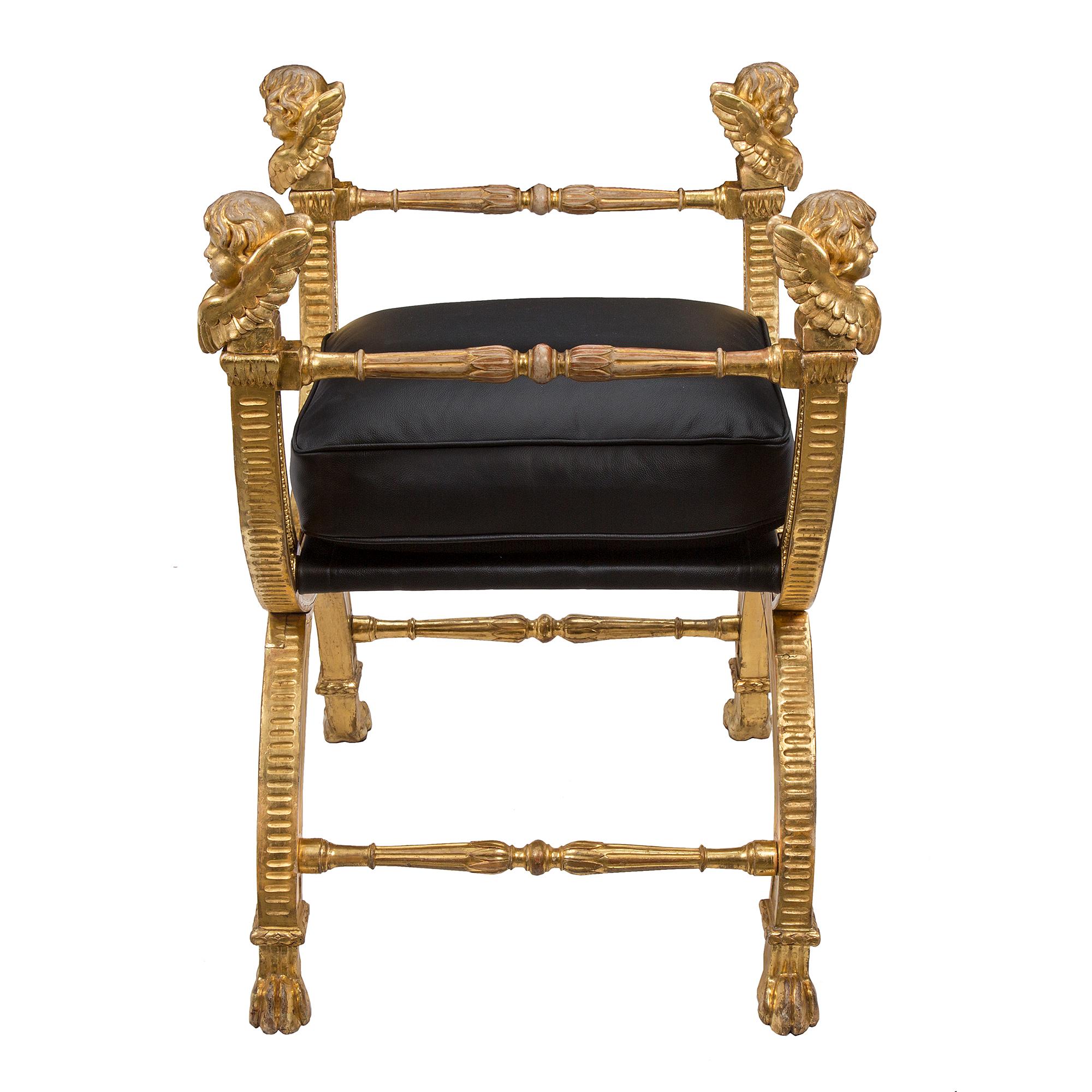 XVIIIe siècle et antérieur Banc italien en bois doré d'époque Louis XVI du 18ème siècle en vente