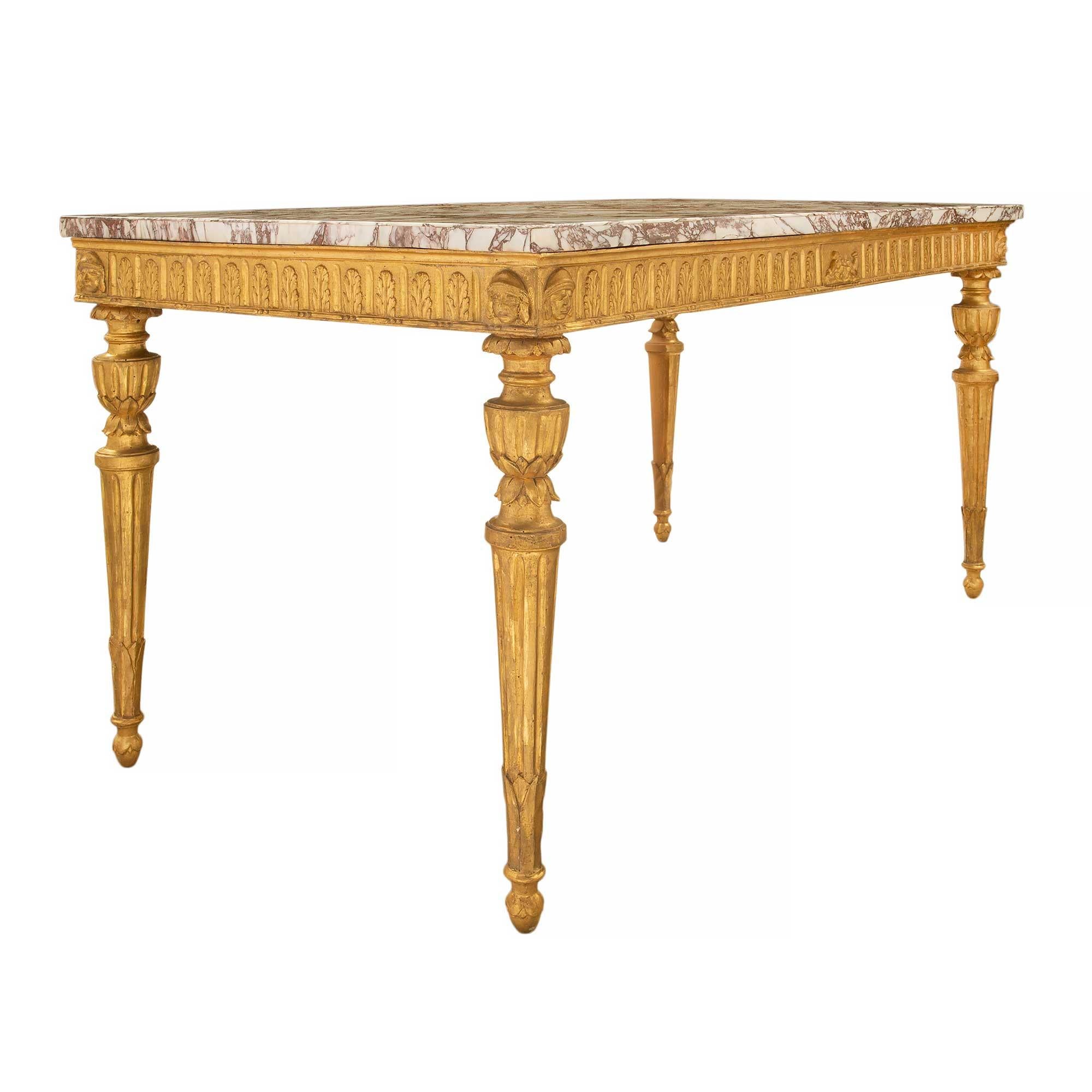 Italian 18th Century Louis XVI Period Giltwood Freestanding Console Table In Good Condition For Sale In West Palm Beach, FL