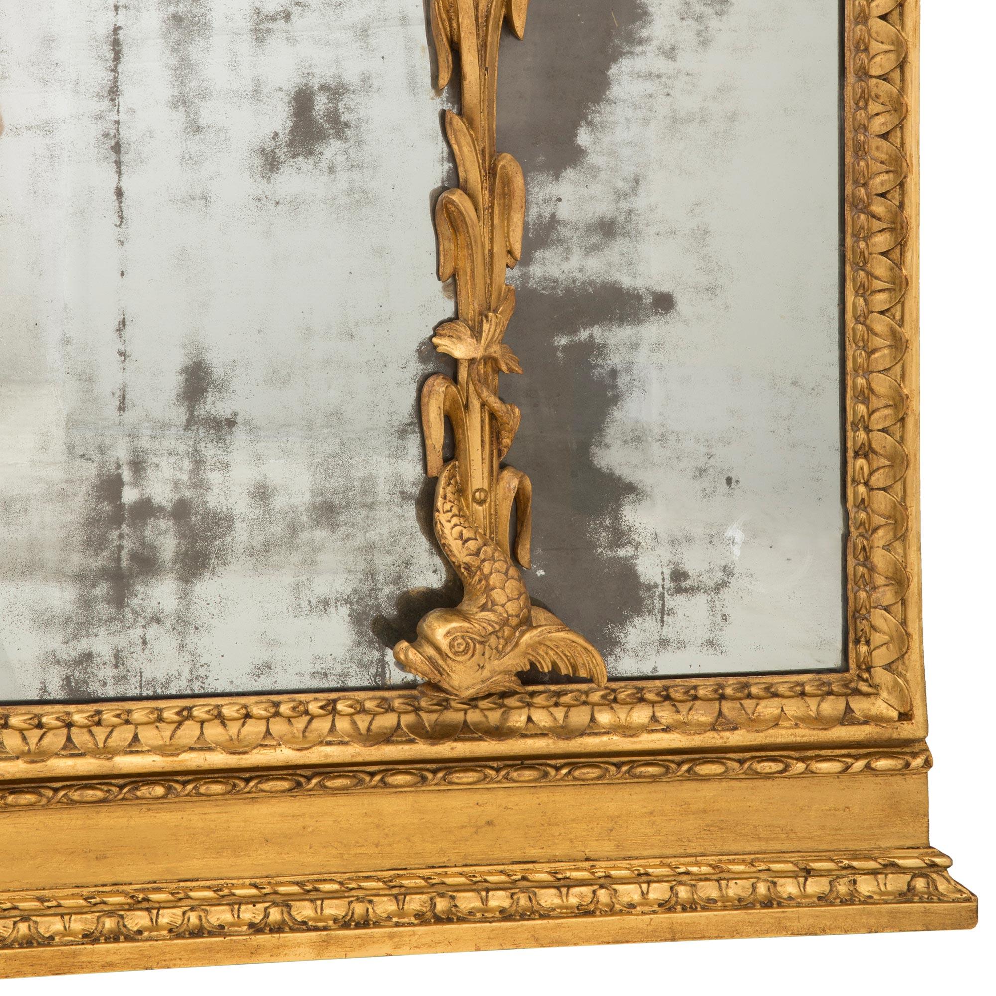 Miroir italien en bois doré d'époque Louis XVI du 18ème siècle en vente 2