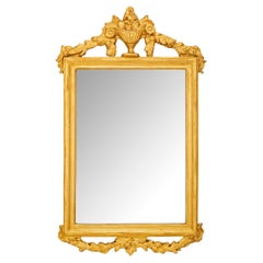 Specchio italiano del XVIII secolo in legno dorato del periodo Luigi XVI