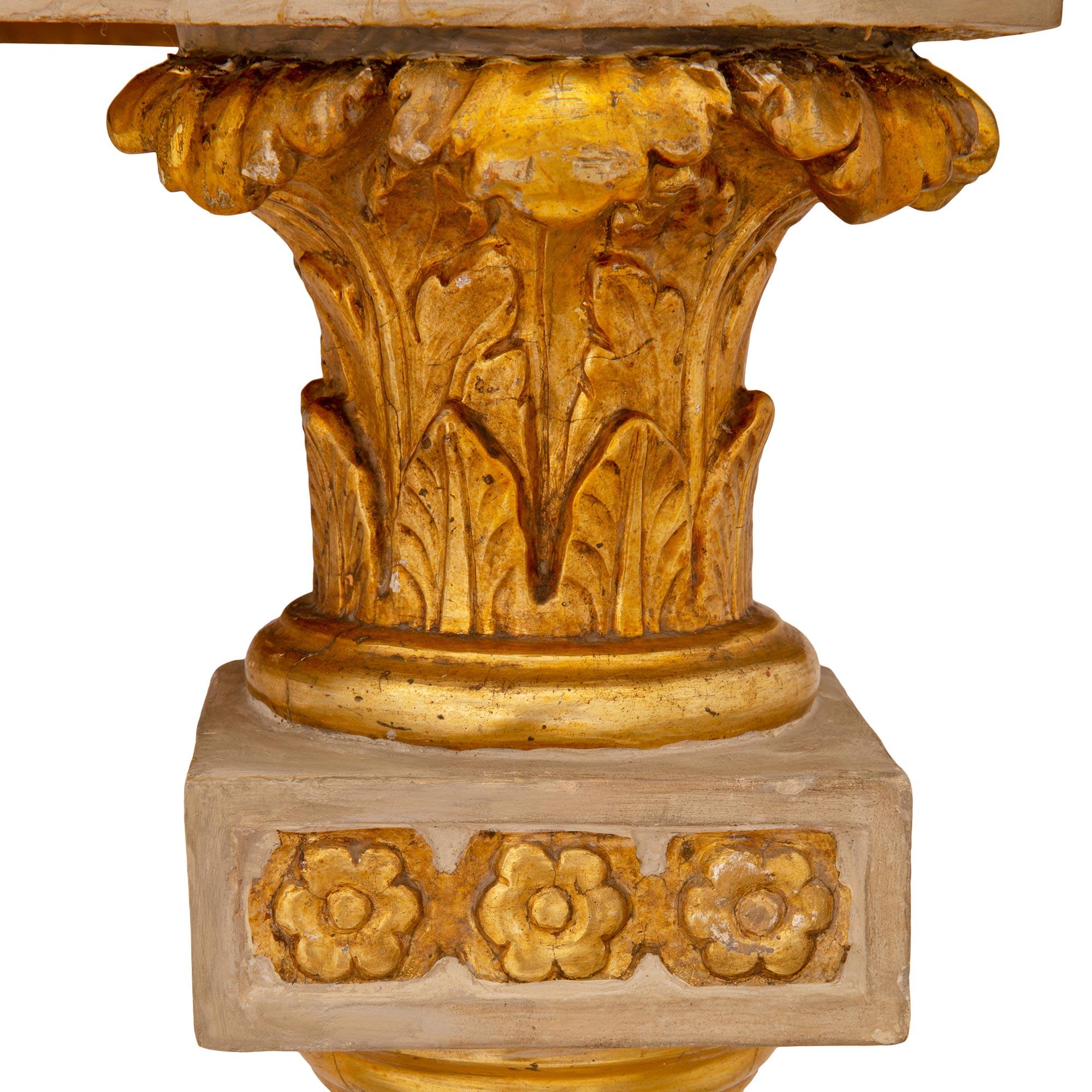 Italian 18th Century Louis XVI Period Patinated and Giltwood Console For Sale 3