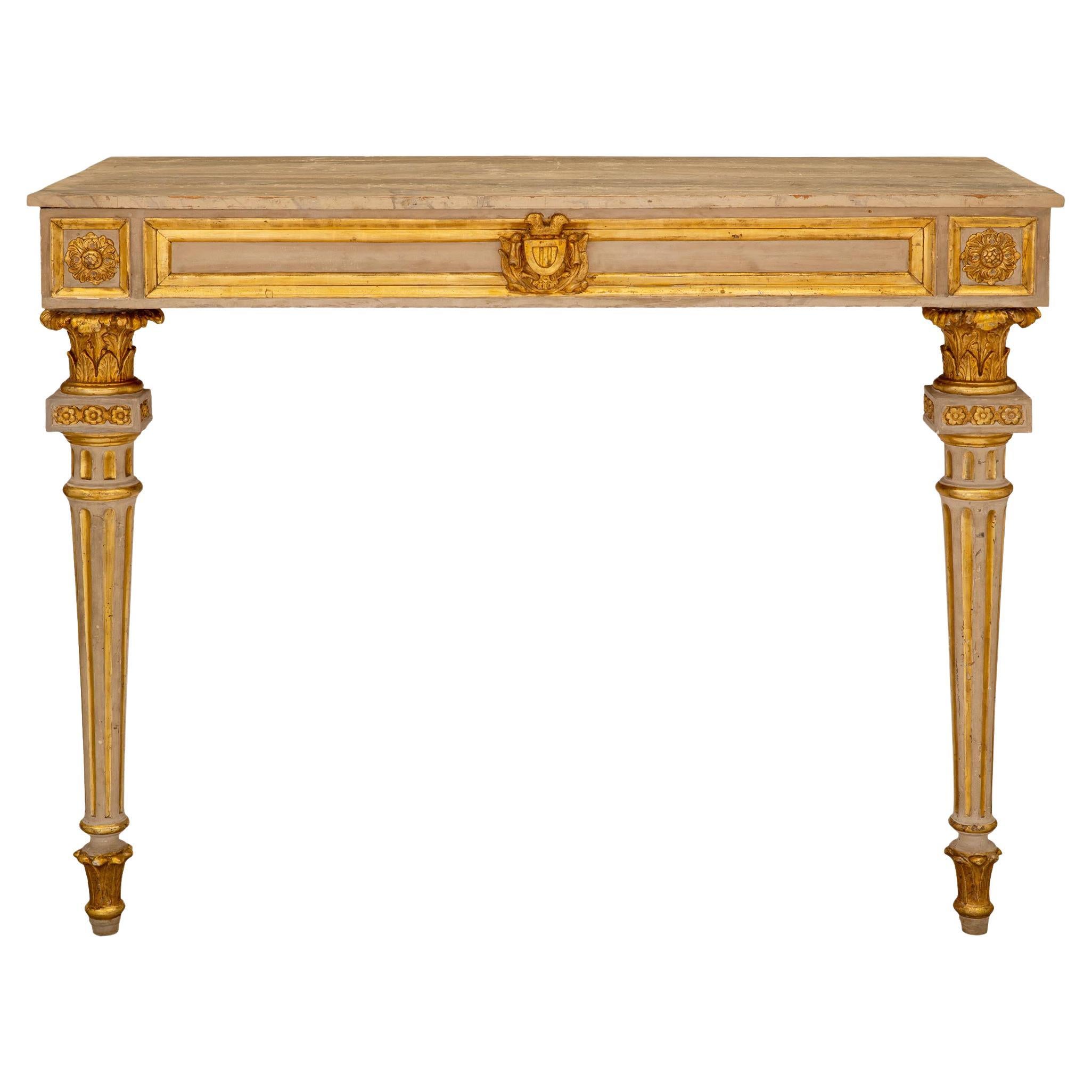 Console italienne d'époque Louis XVI du 18ème siècle en bois patiné et doré