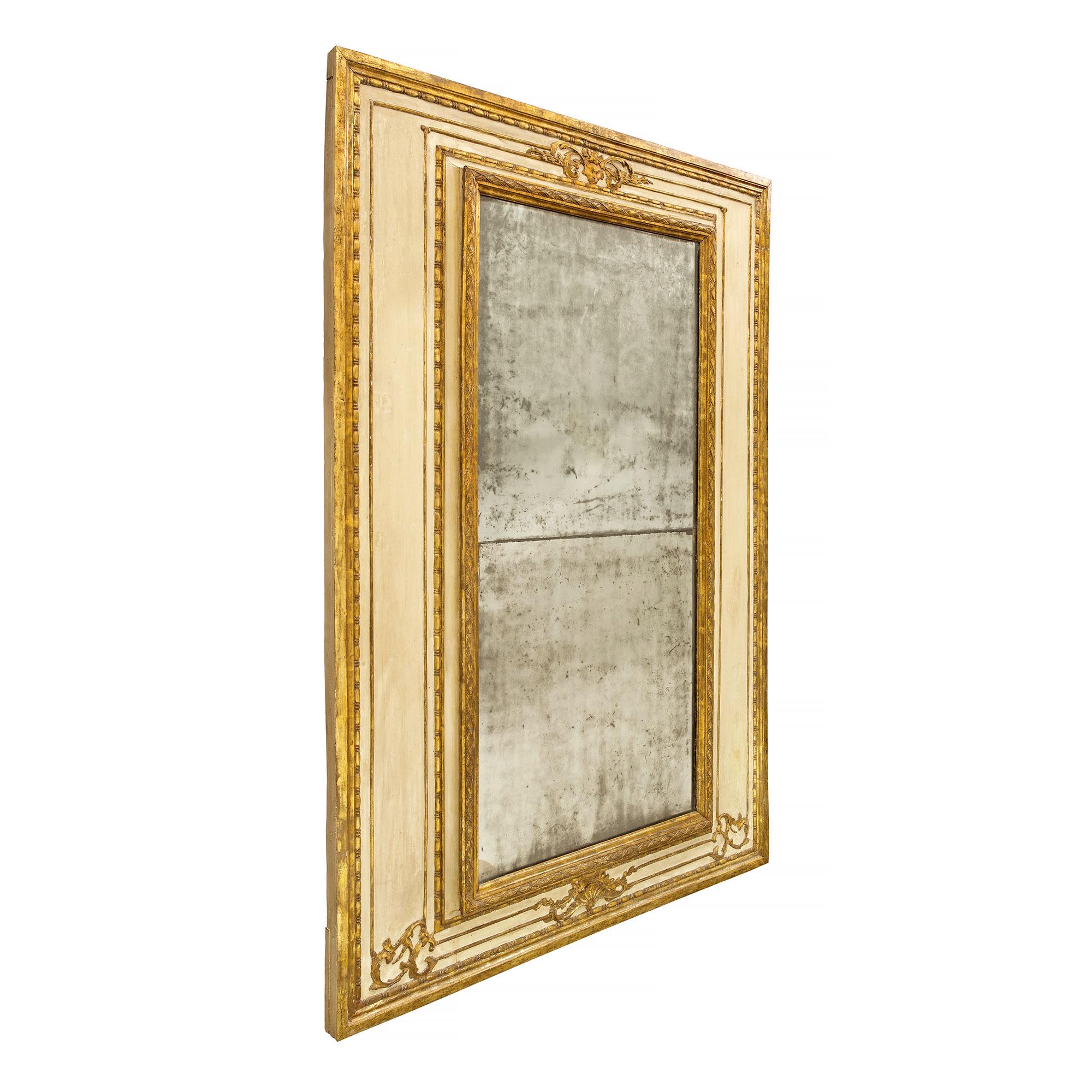 Italian 18th Century Louis XVI Period Patinated and Mecca Mirror In Good Condition For Sale In West Palm Beach, FL